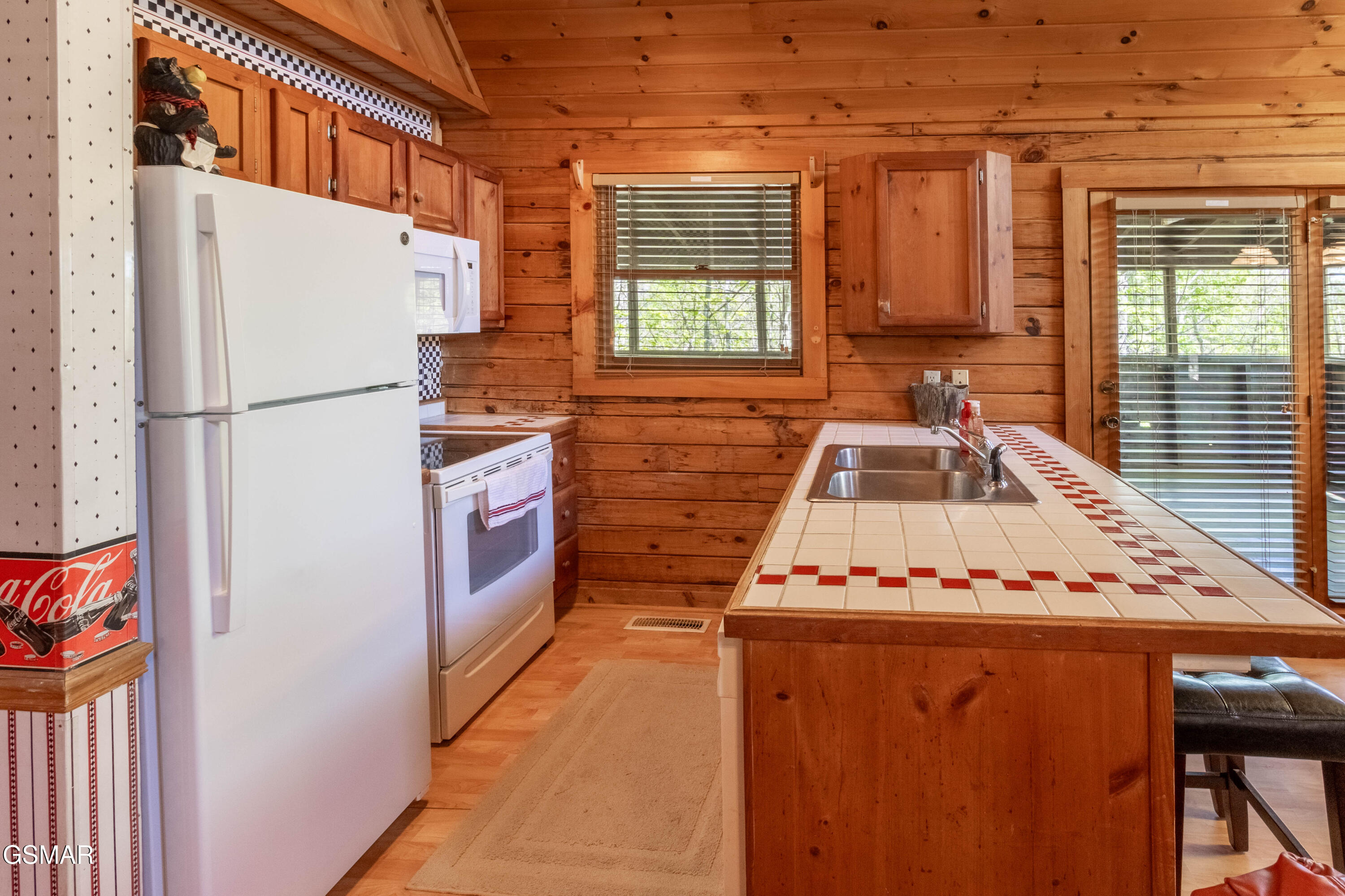 2322 Bonnie Lane Sevierville TN 37876