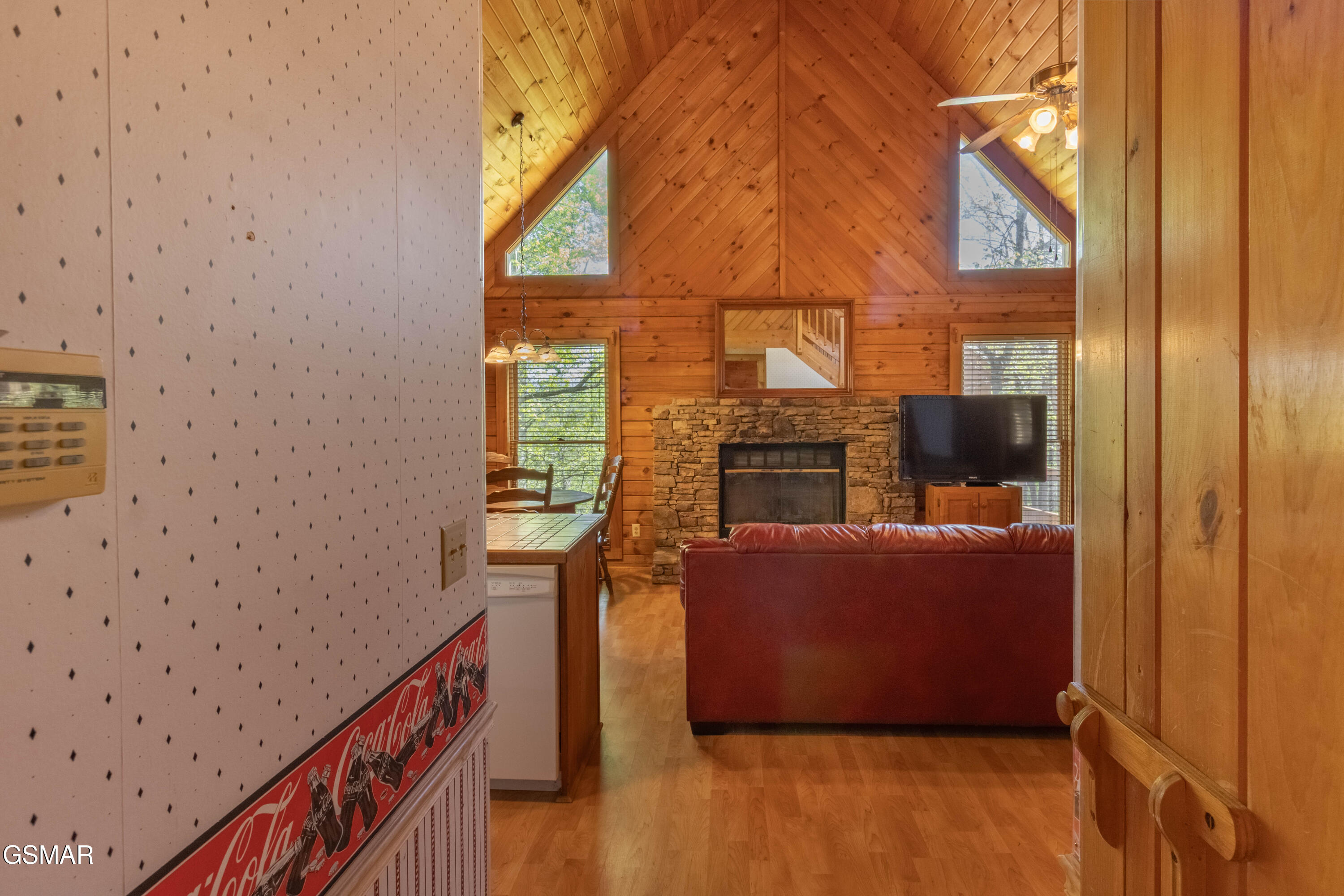 2322 Bonnie Lane Sevierville TN 37876