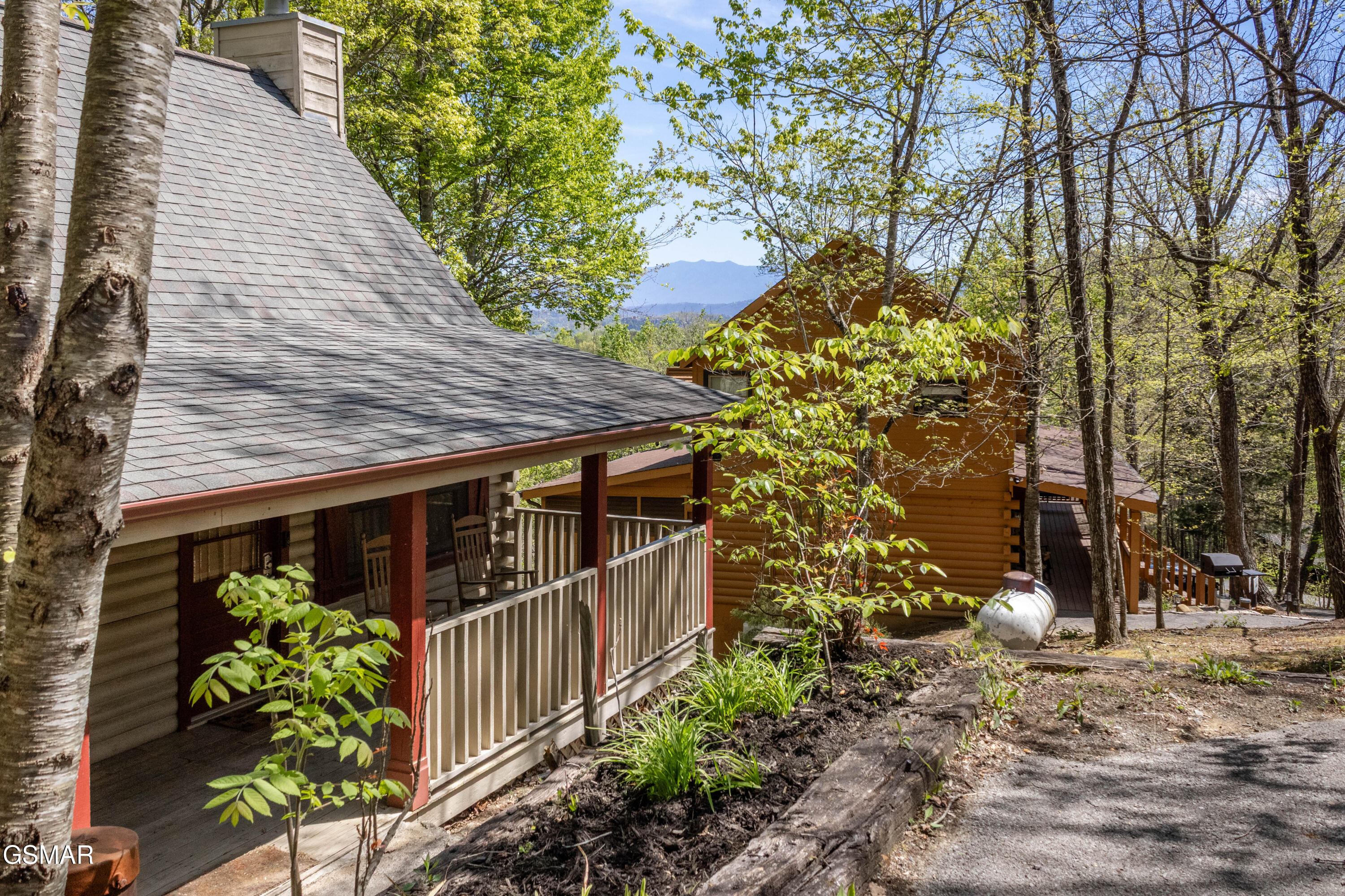 2322 Bonnie Lane Sevierville TN 37876
