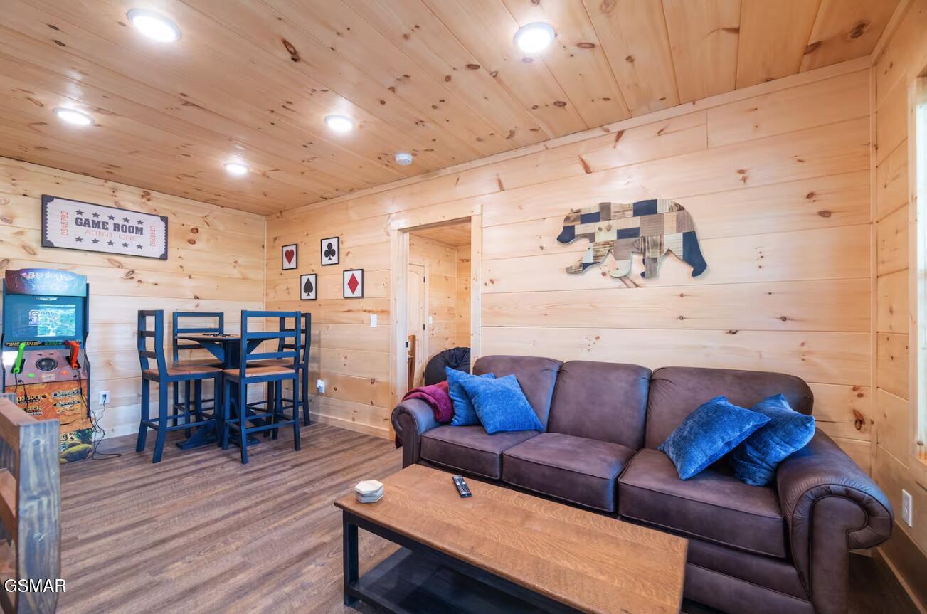 850 Blue Herring Way Sevierville TN 37876