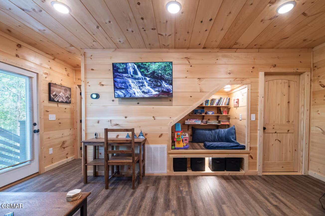 850 Blue Herring Way Sevierville TN 37876