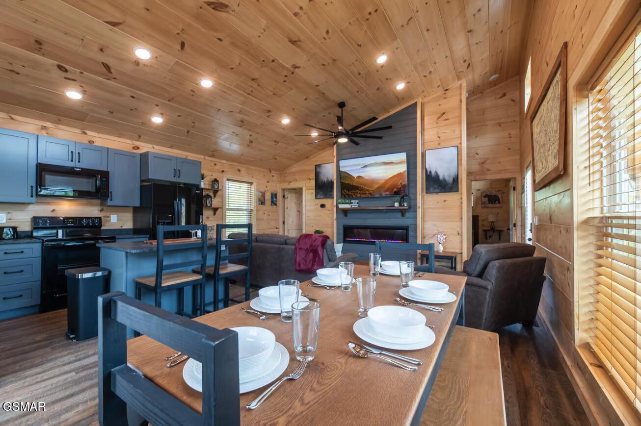 850 Blue Herring Way Sevierville TN 37876