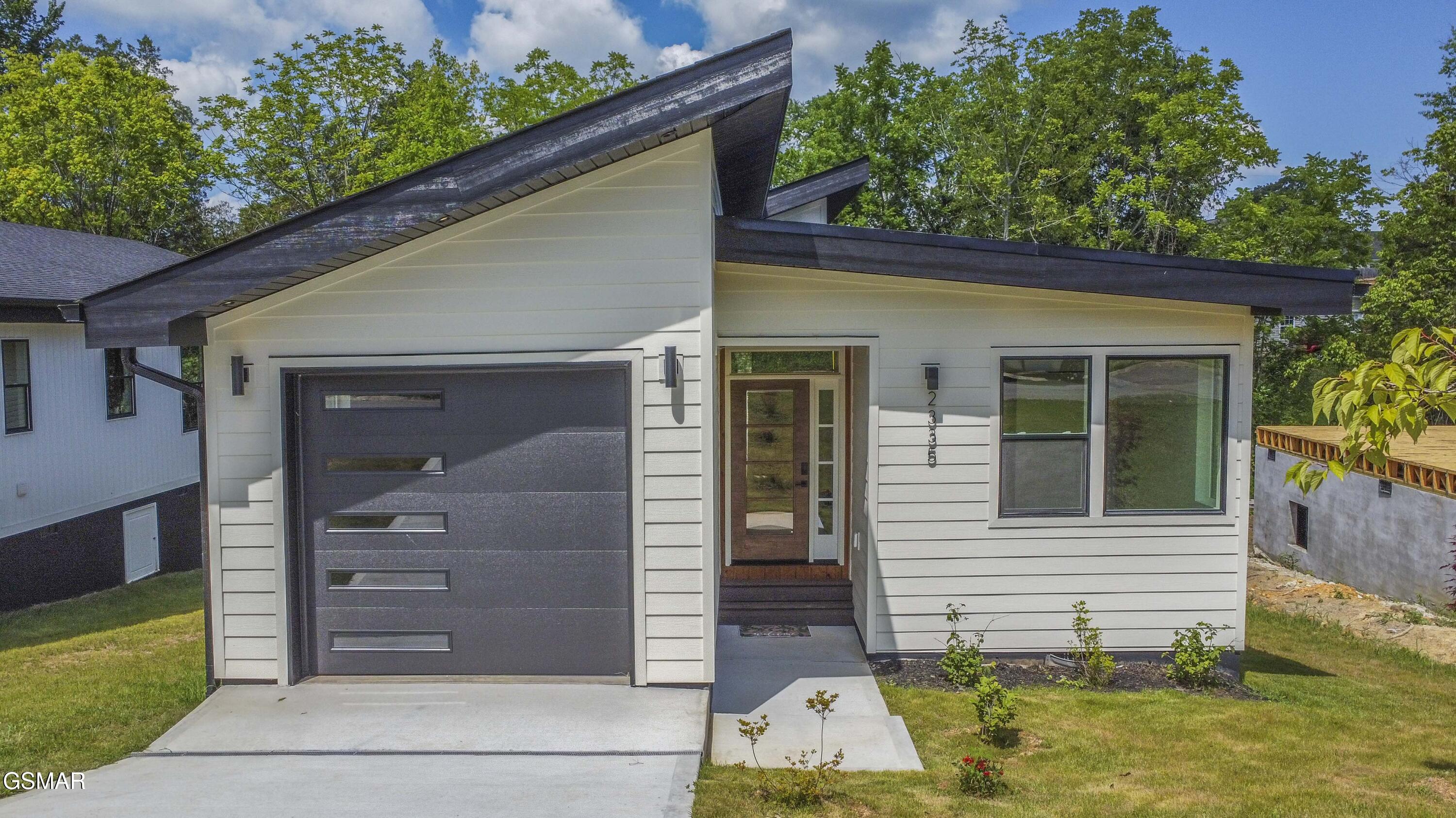 2335 Rock Gardens Drive Sevierville TN 37876