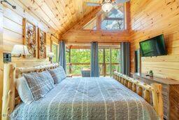 113 Little Round Top Lane Sevierville TN 37876