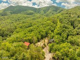 113 Little Round Top Lane Sevierville TN 37876
