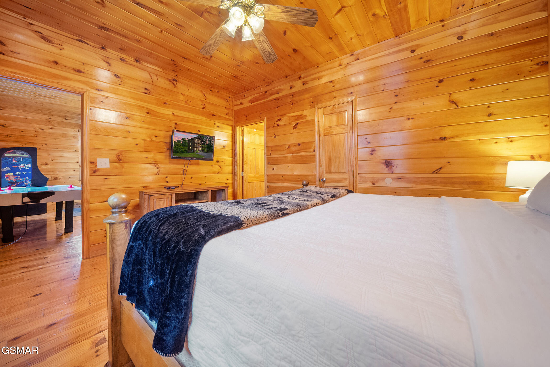 368 Oak Lake Drive Sevierville TN 37876