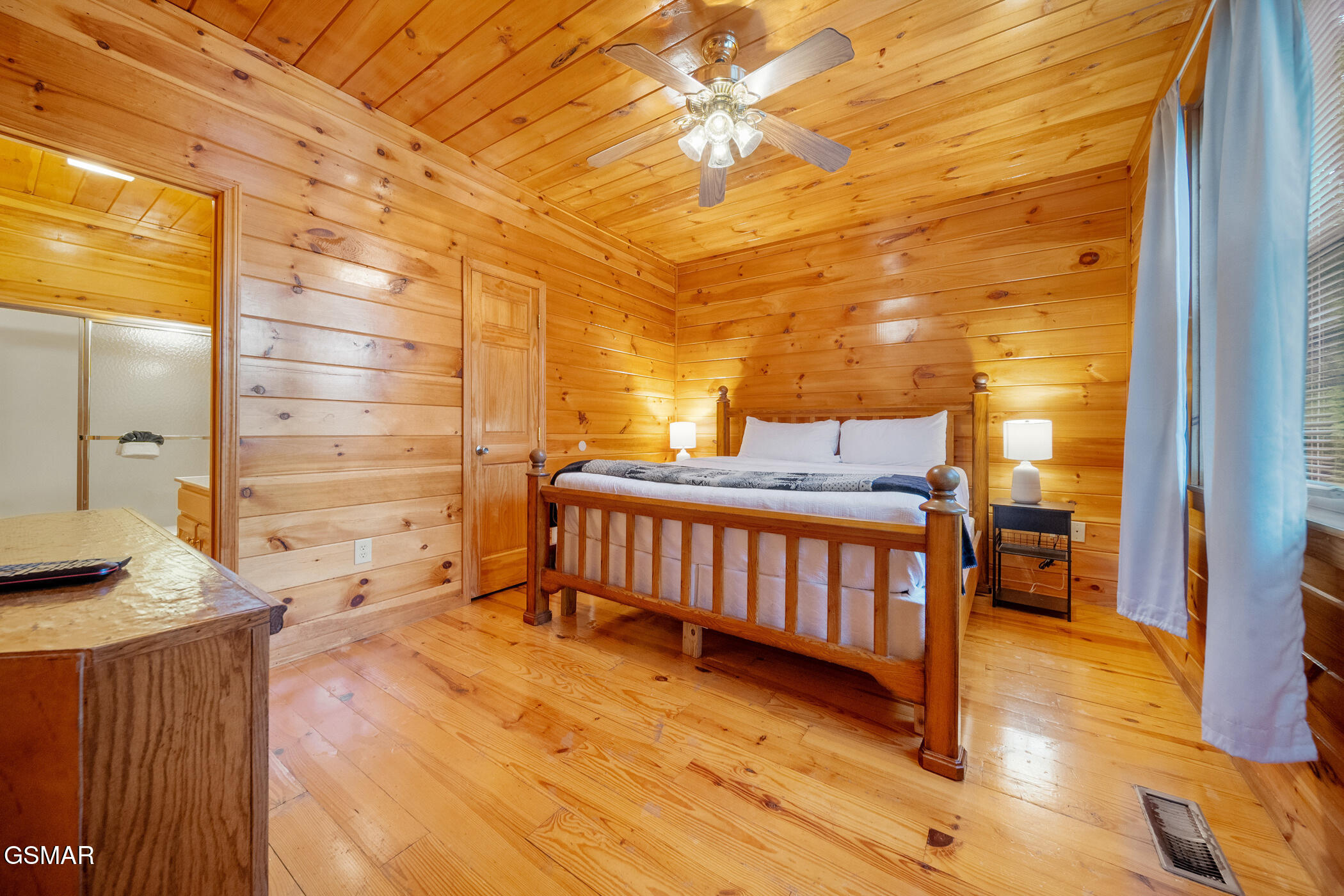 368 Oak Lake Drive Sevierville TN 37876