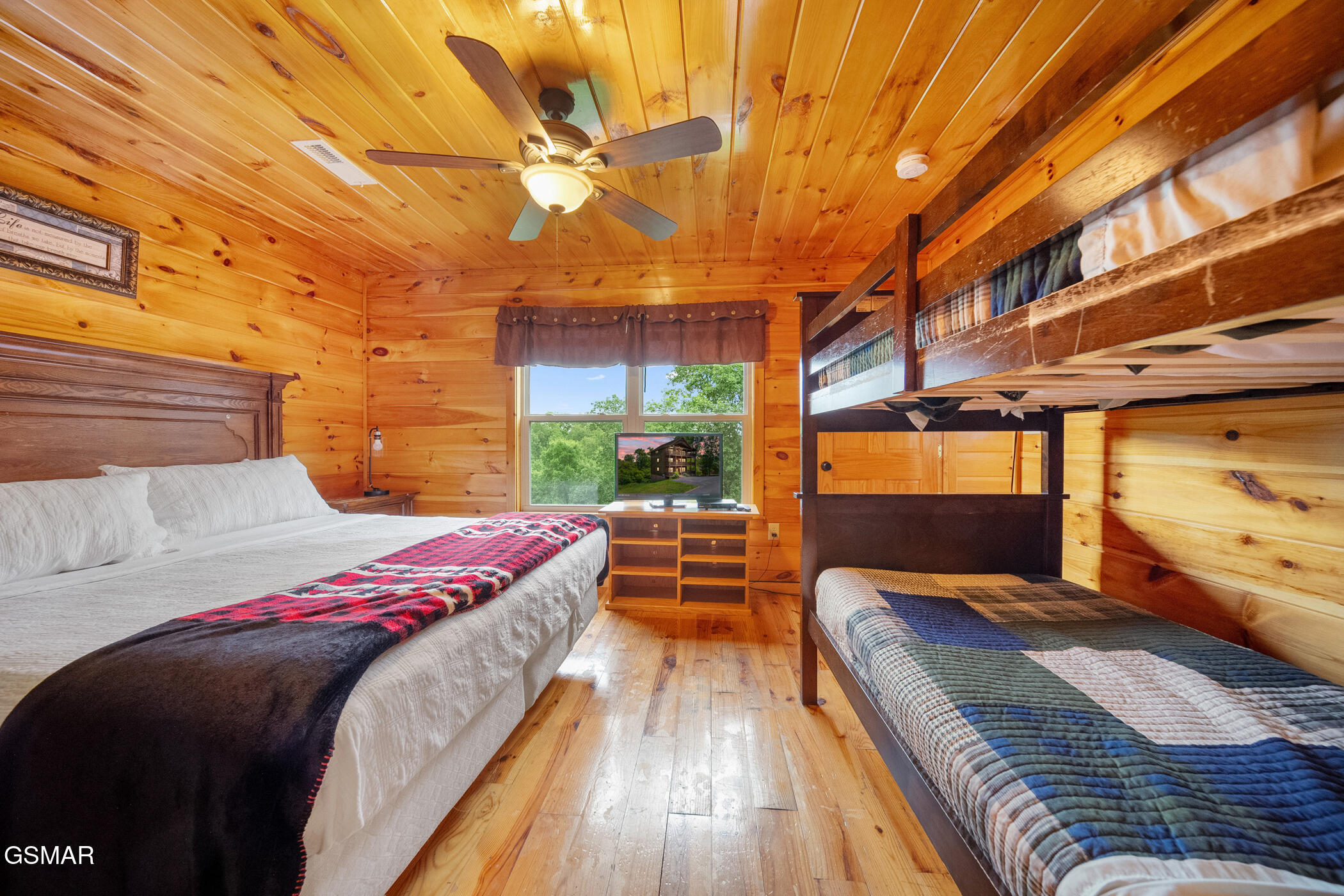 368 Oak Lake Drive Sevierville TN 37876