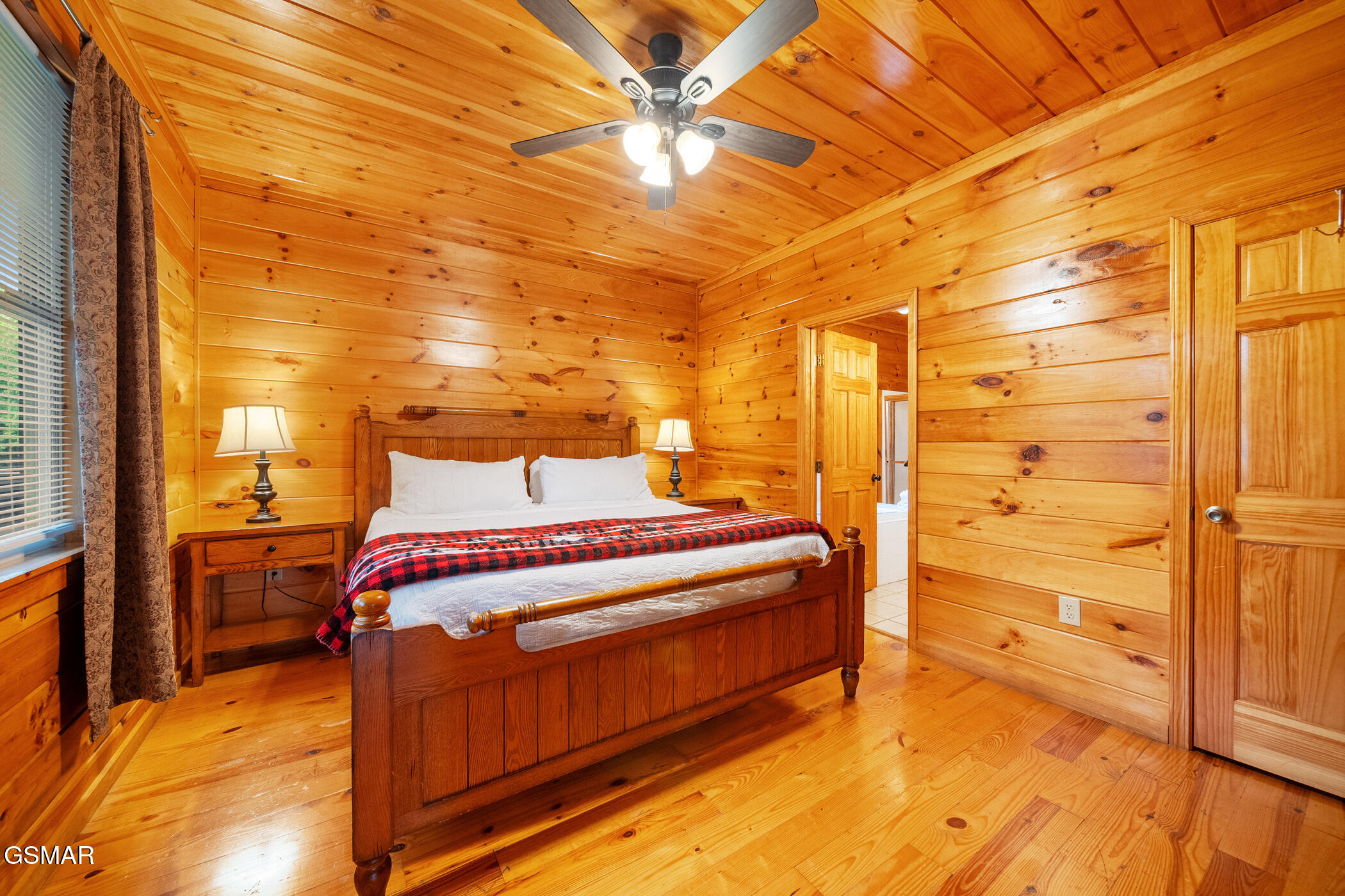 368 Oak Lake Drive Sevierville TN 37876