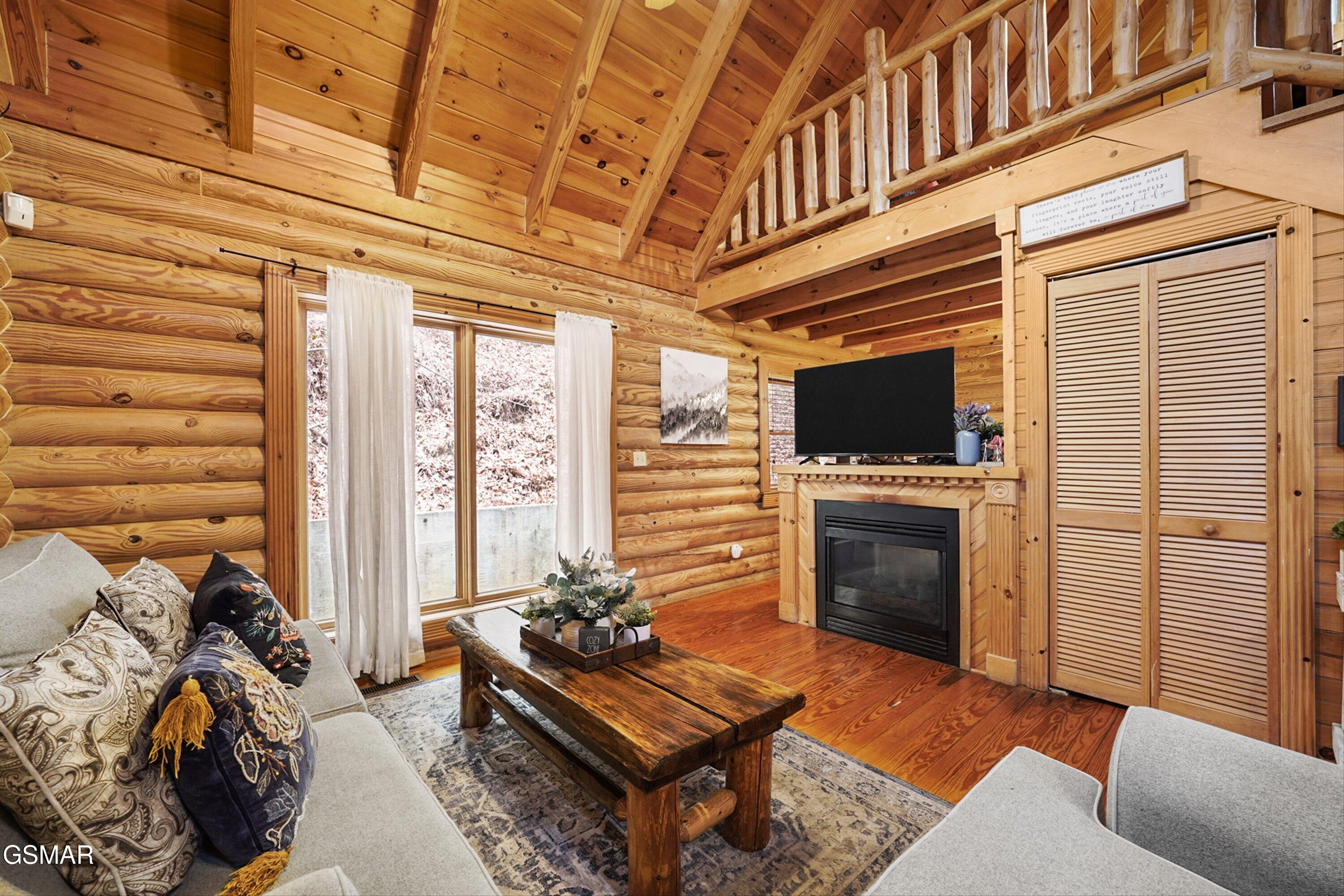 3205 Smoky Ridge Way Sevierville TN 37862