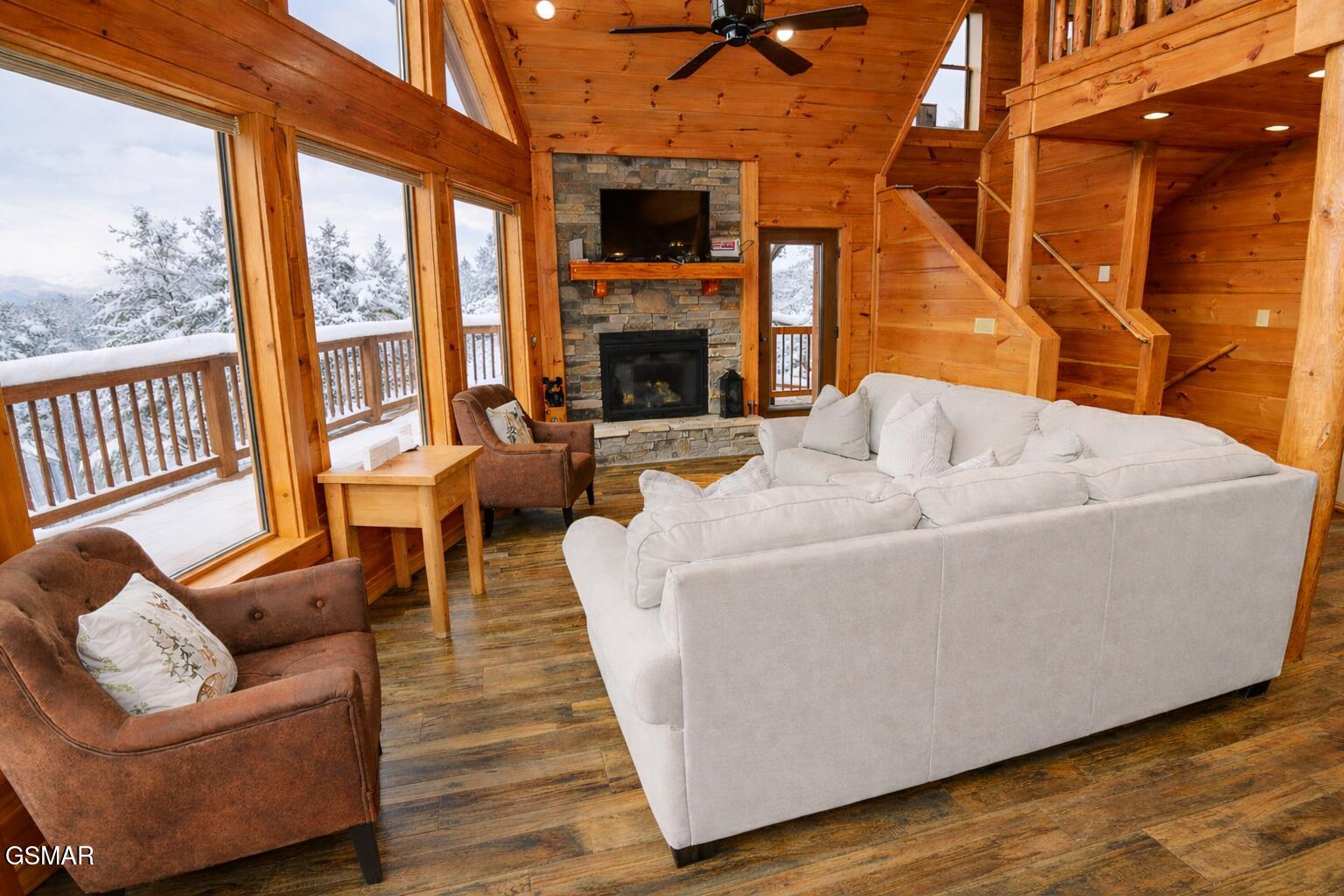 643 Forest Drive Pigeon Forge TN 37863