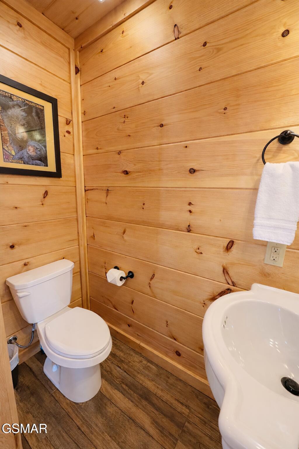 643 Forest Drive Pigeon Forge TN 37863