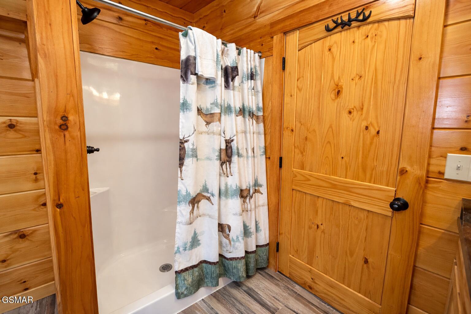 643 Forest Drive Pigeon Forge TN 37863