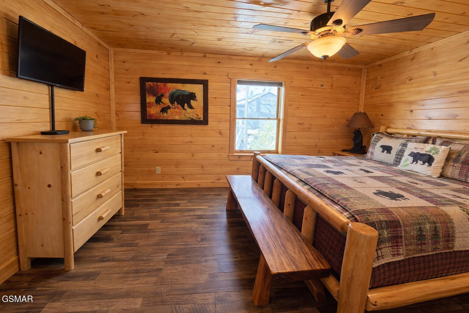 643 Forest Drive Pigeon Forge TN 37863