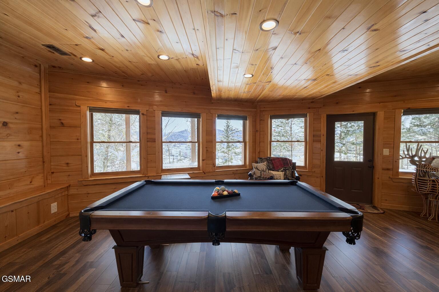 643 Forest Drive Pigeon Forge TN 37863