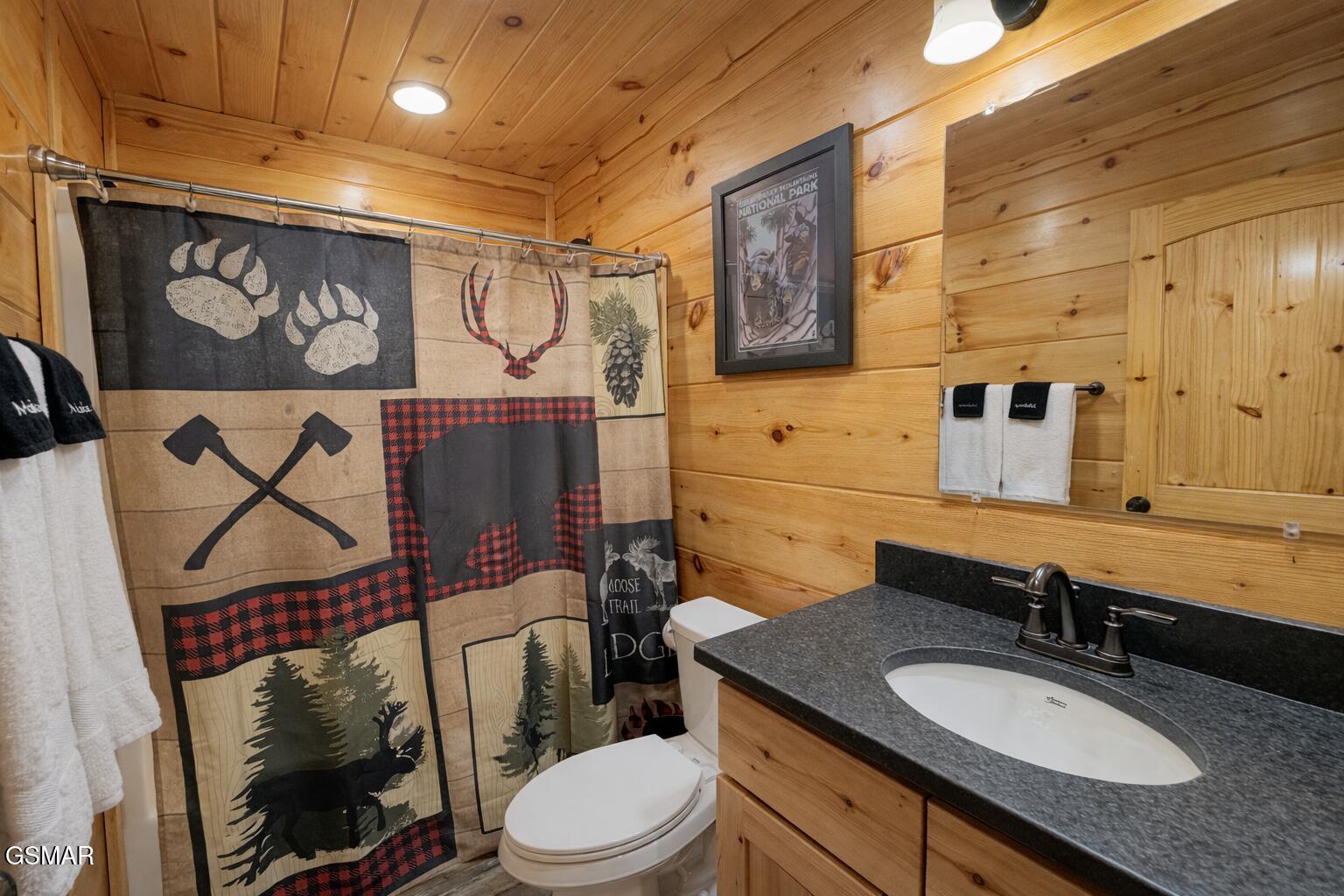 643 Forest Drive Pigeon Forge TN 37863