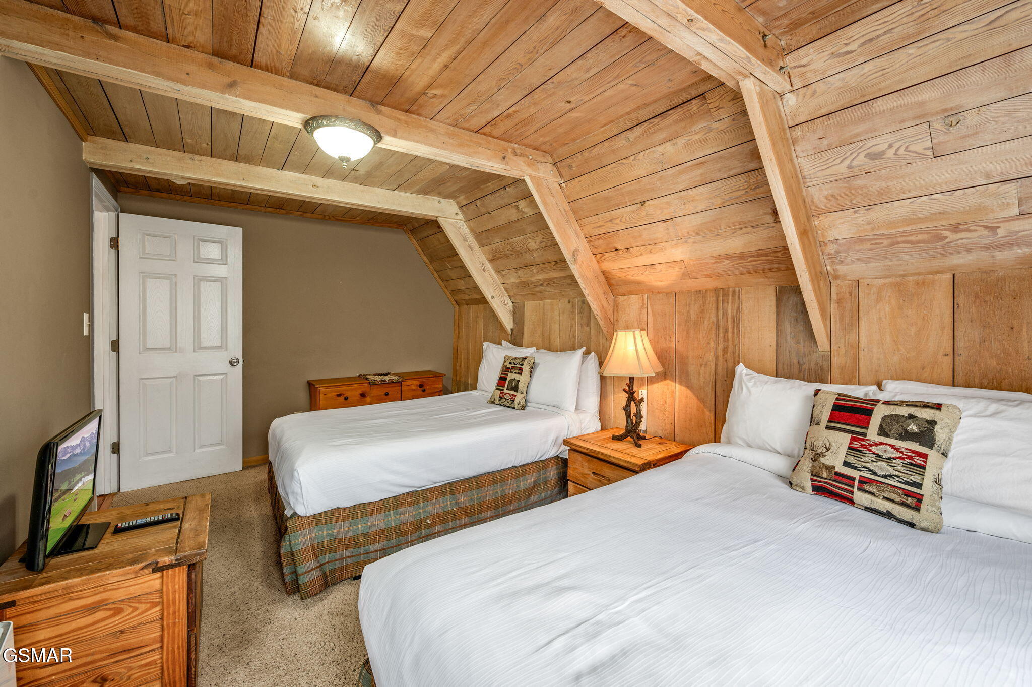 1125 Lower Alpine Way Gatlinburg TN 37738