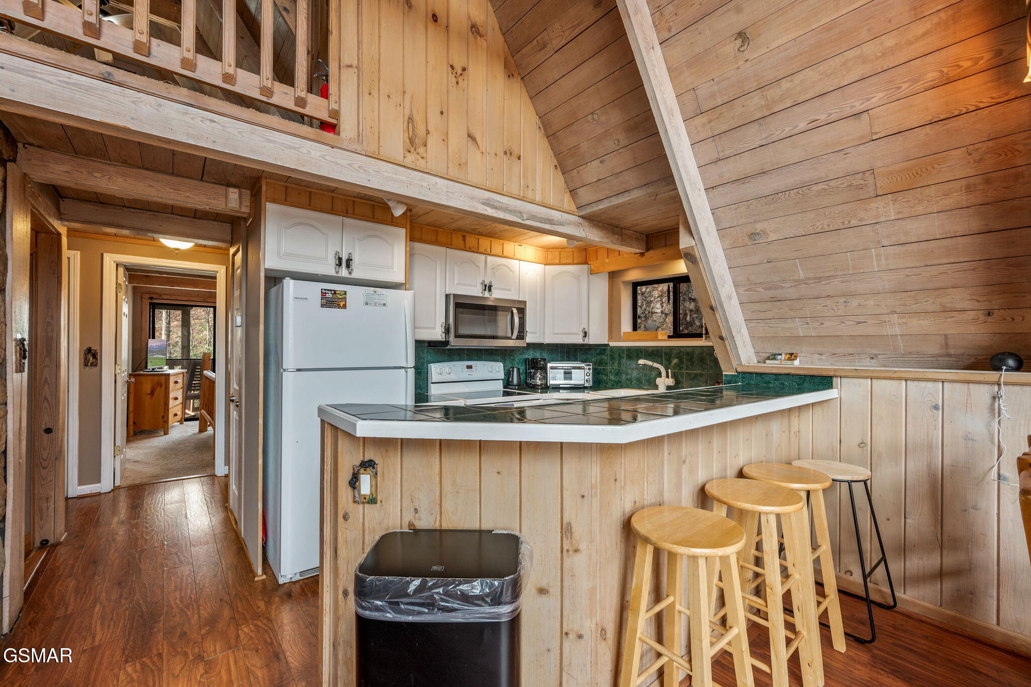 1125 Lower Alpine Way Gatlinburg TN 37738