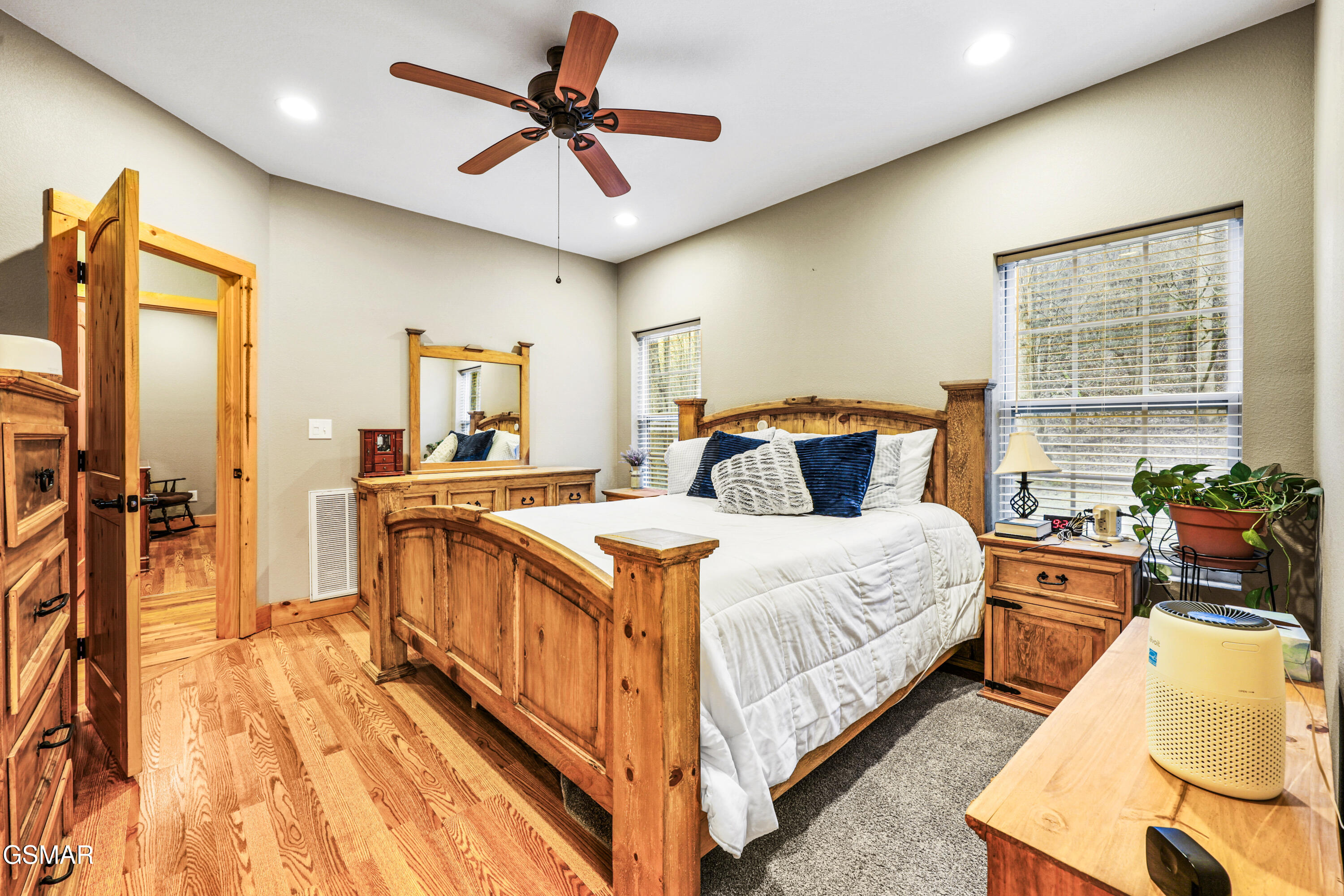 4876 Pearl Valley Road Sevierville TN 37876