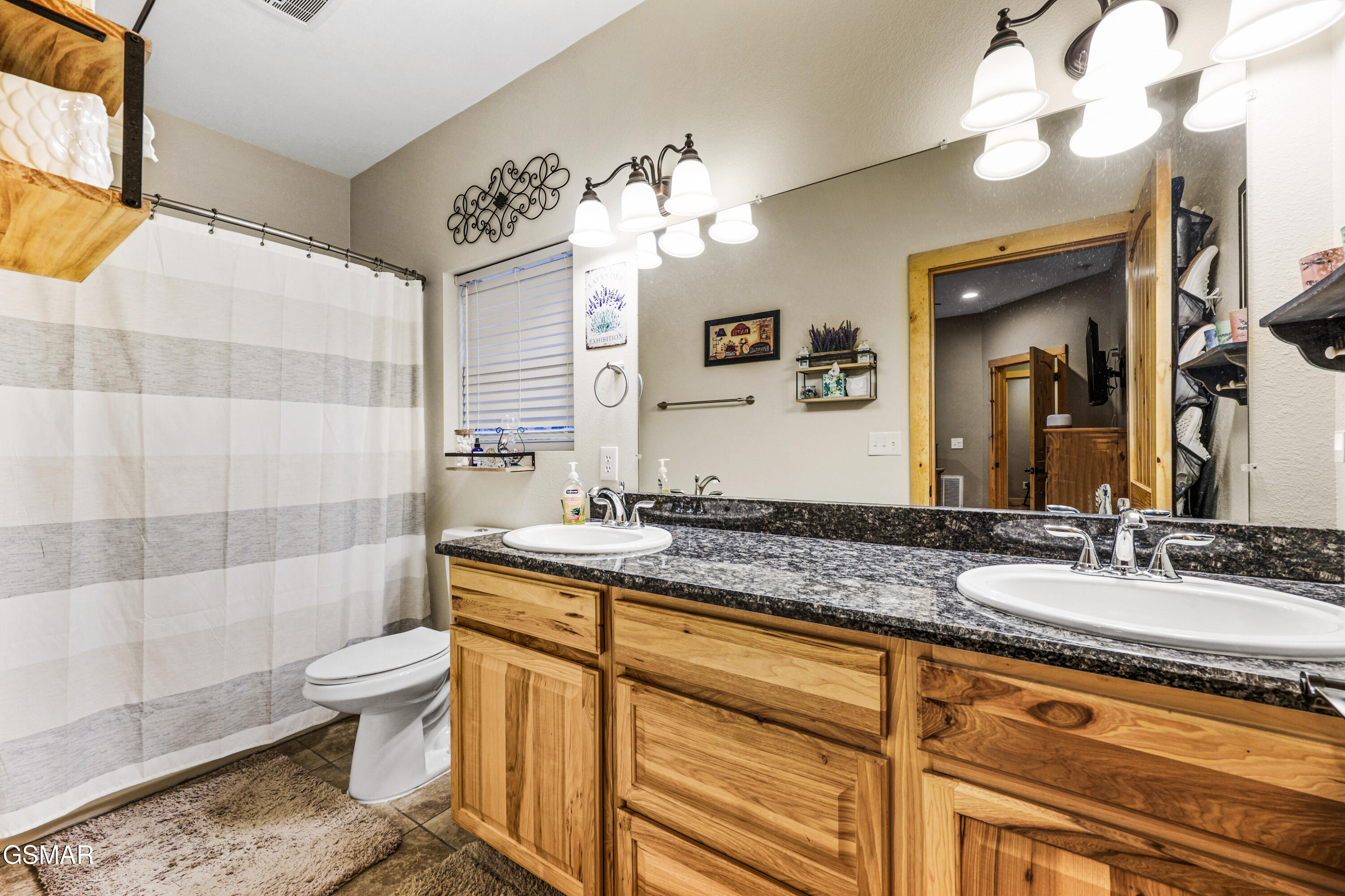 4876 Pearl Valley Road Sevierville TN 37876