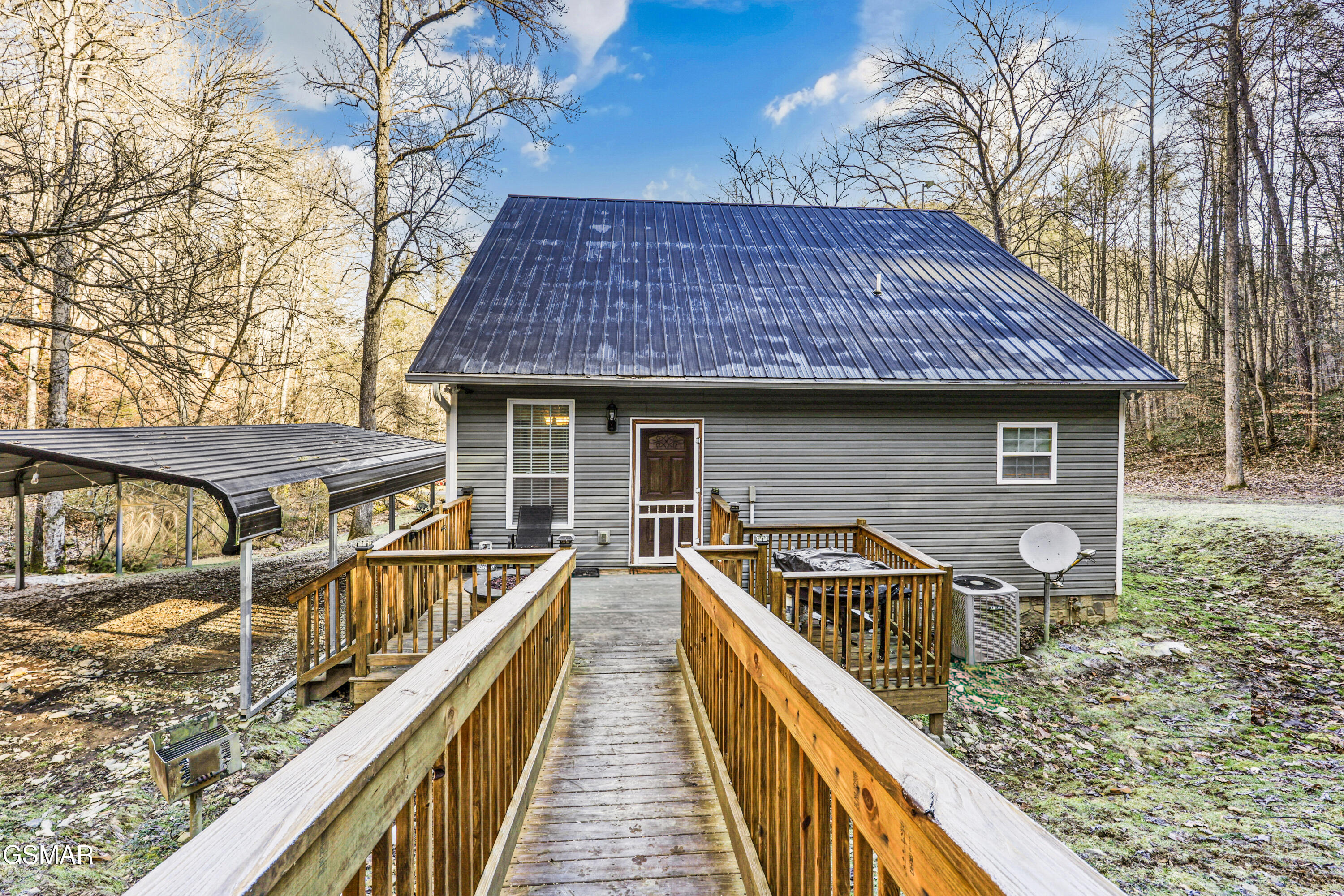 4876 Pearl Valley Road Sevierville TN 37876