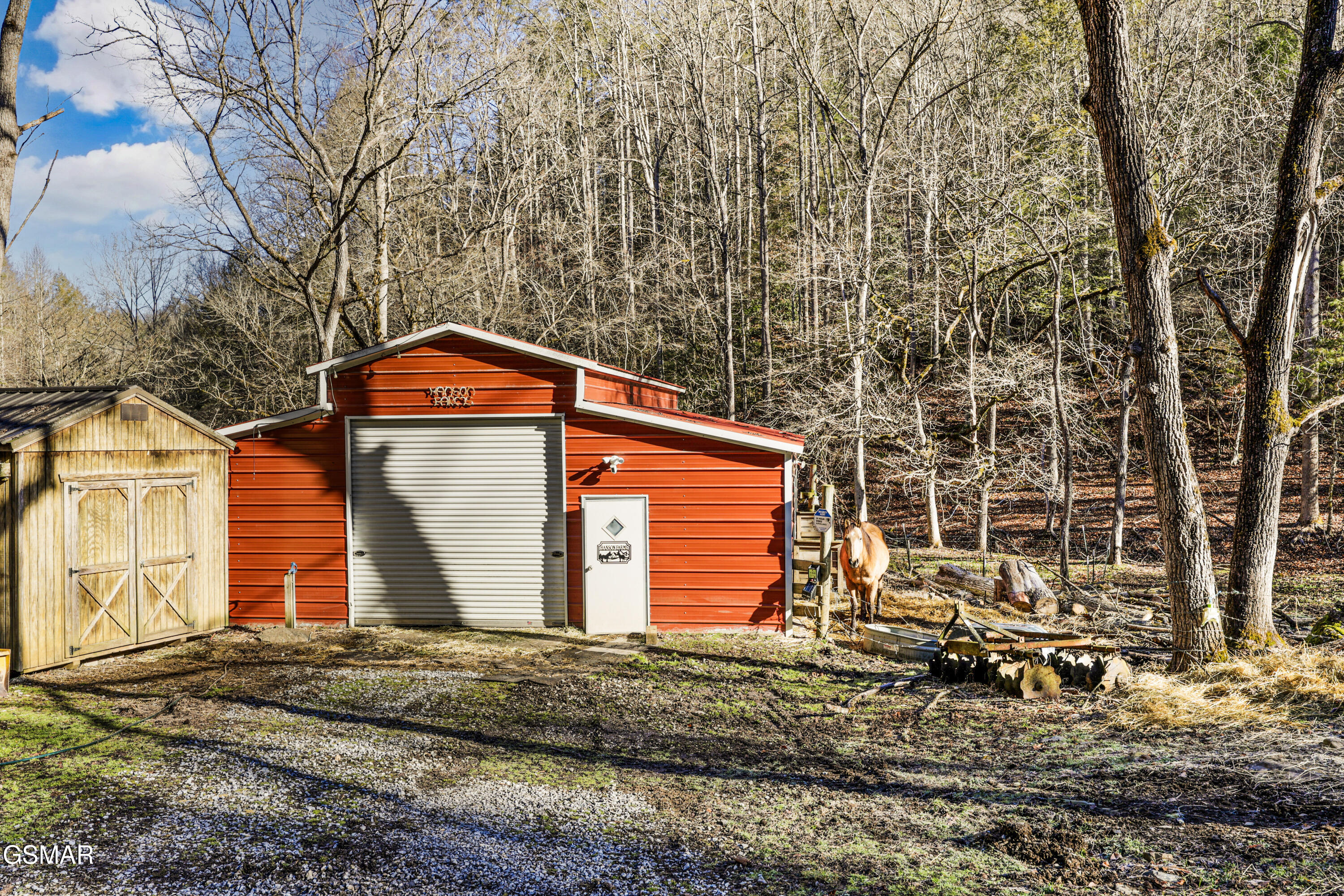 4876 Pearl Valley Road Sevierville TN 37876