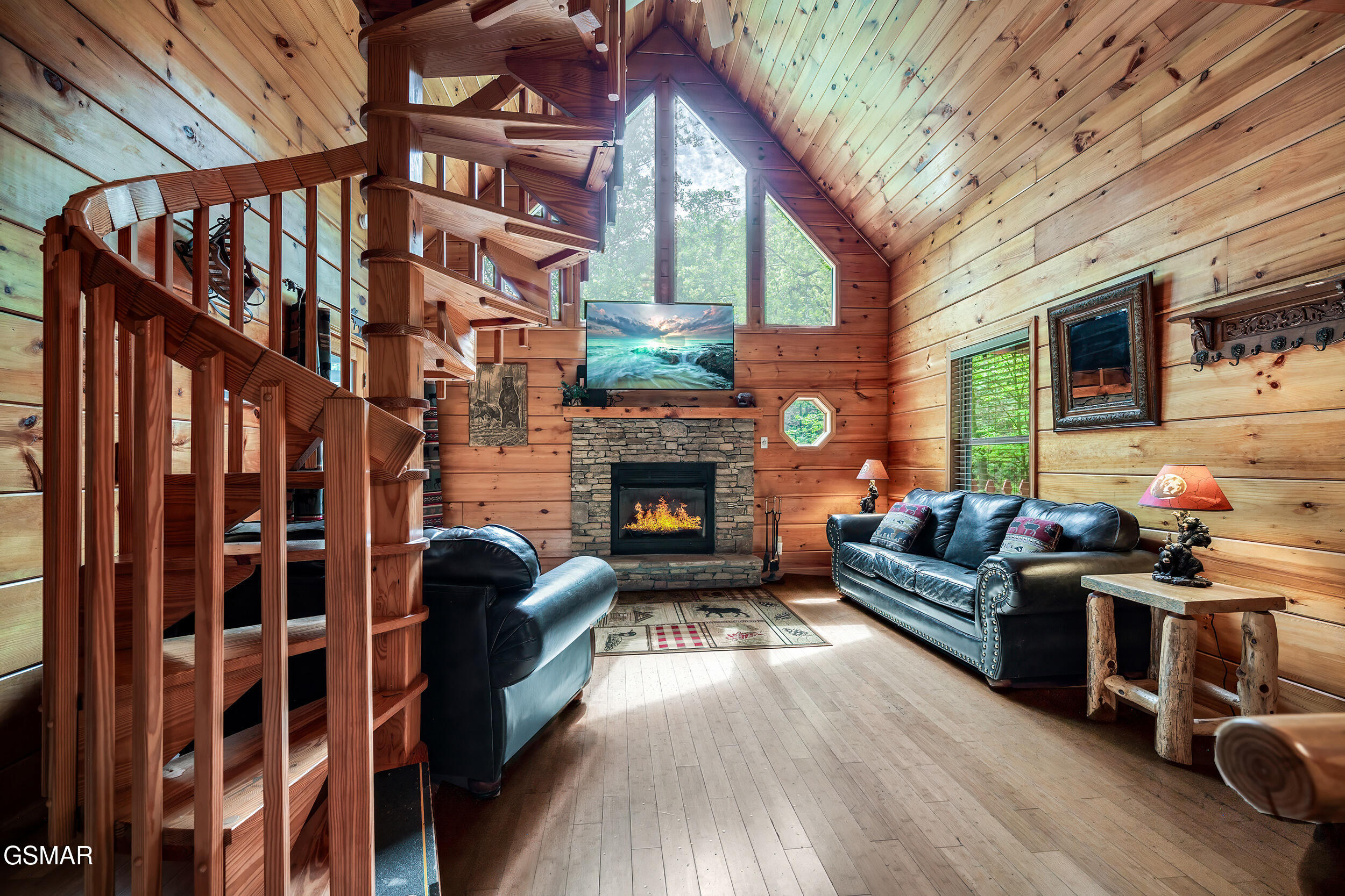3163 Sourwood Way Sevierville TN 37862