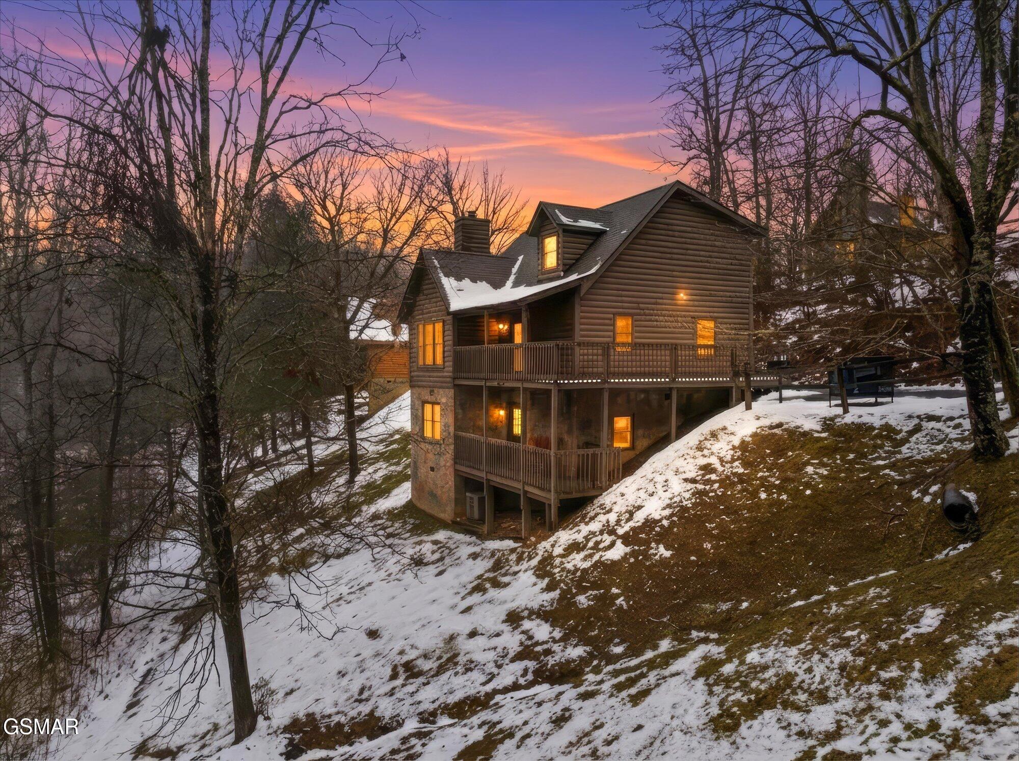 3542 Country Pines Way Sevierville TN 37876