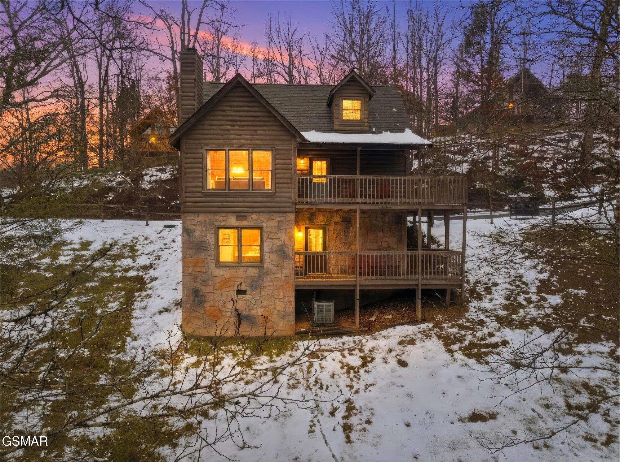 3542 Country Pines Way Sevierville TN 37876