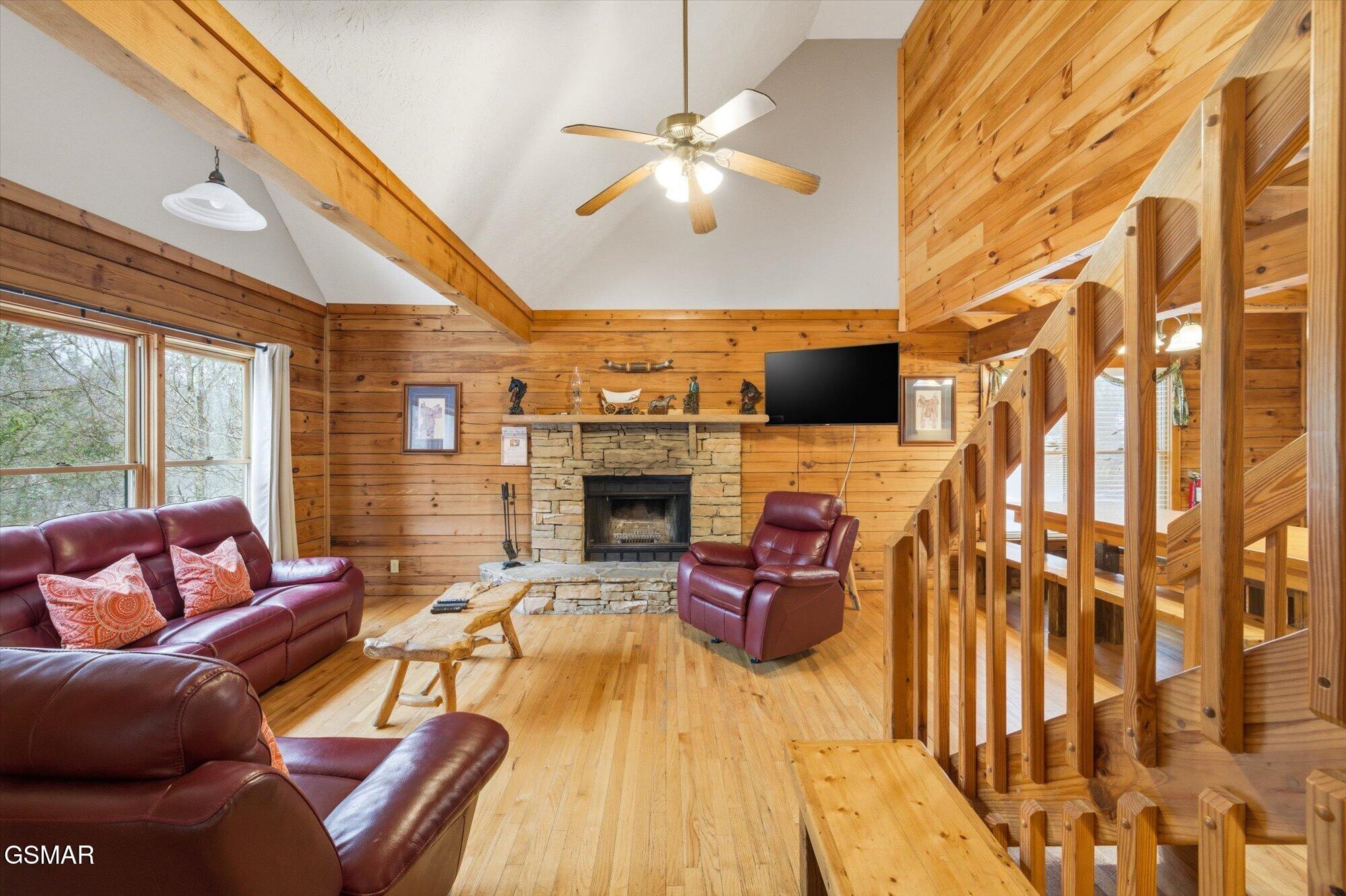 3542 Country Pines Way Sevierville TN 37876