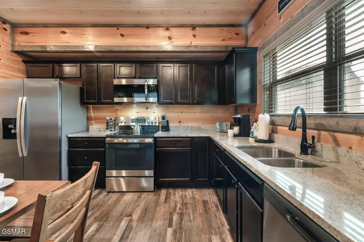 1654 Veterans Boulevard Unit 14 Sevierville TN 37876