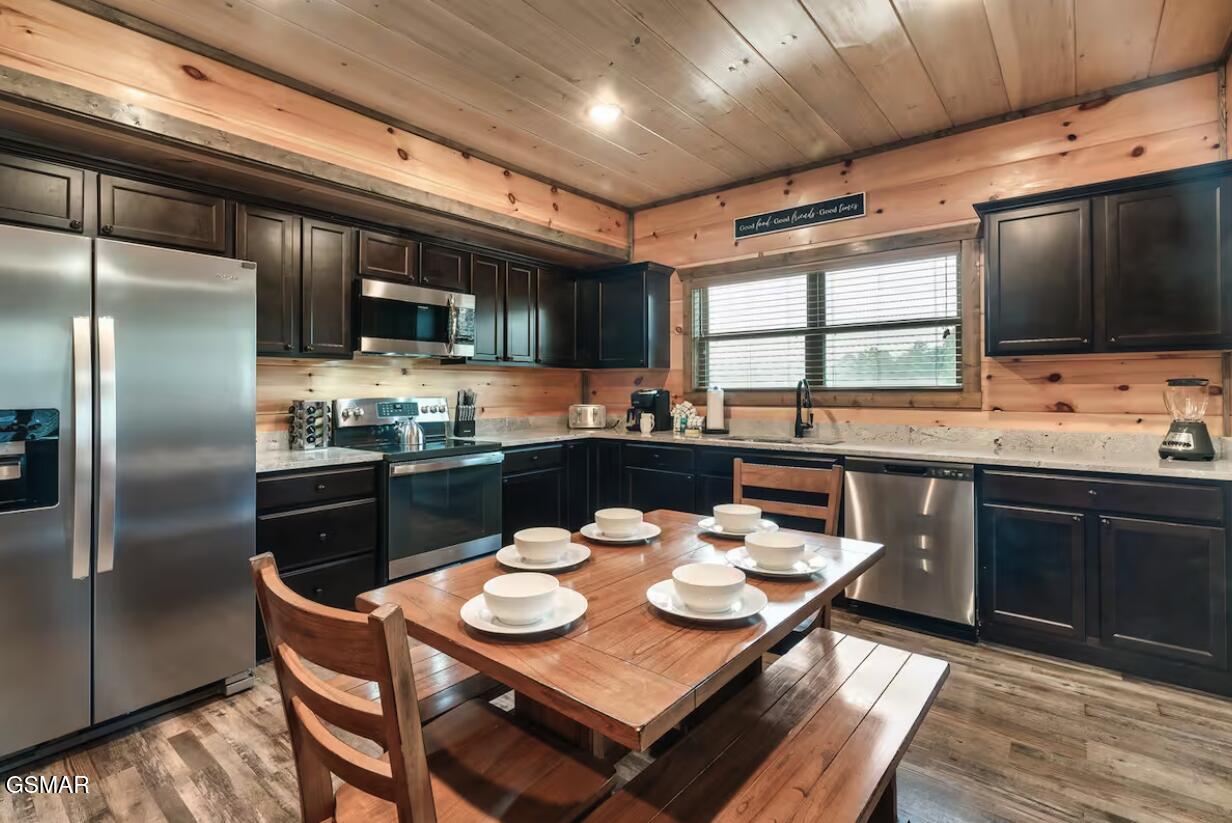 1654 Veterans Boulevard Unit 14 Sevierville TN 37876