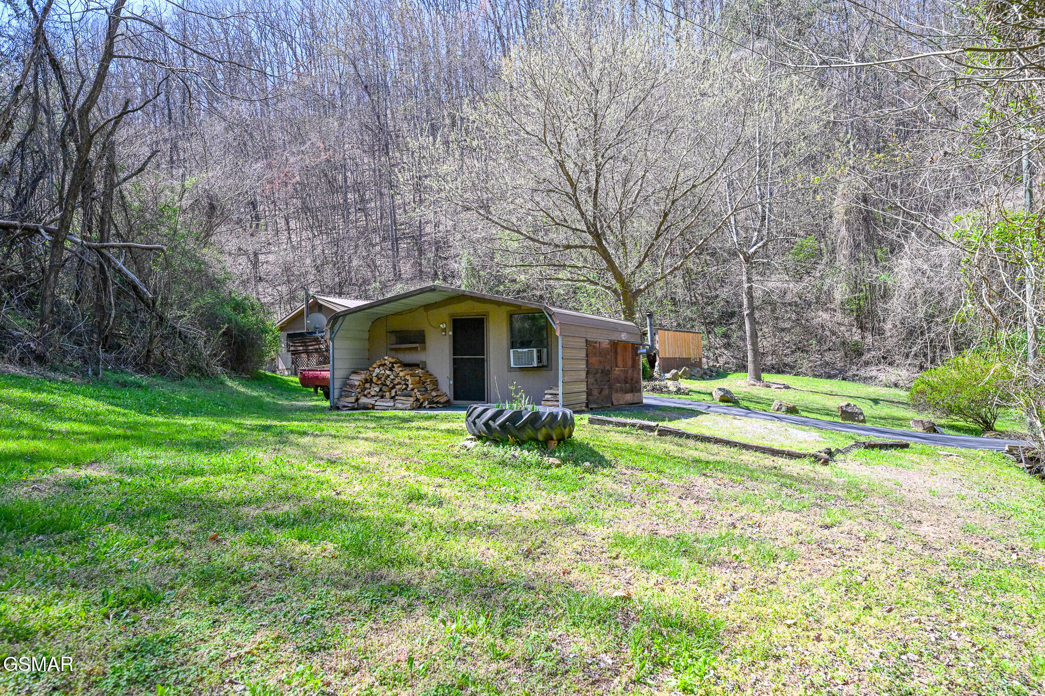 1069 Bryan View Road Sevierville TN 37862