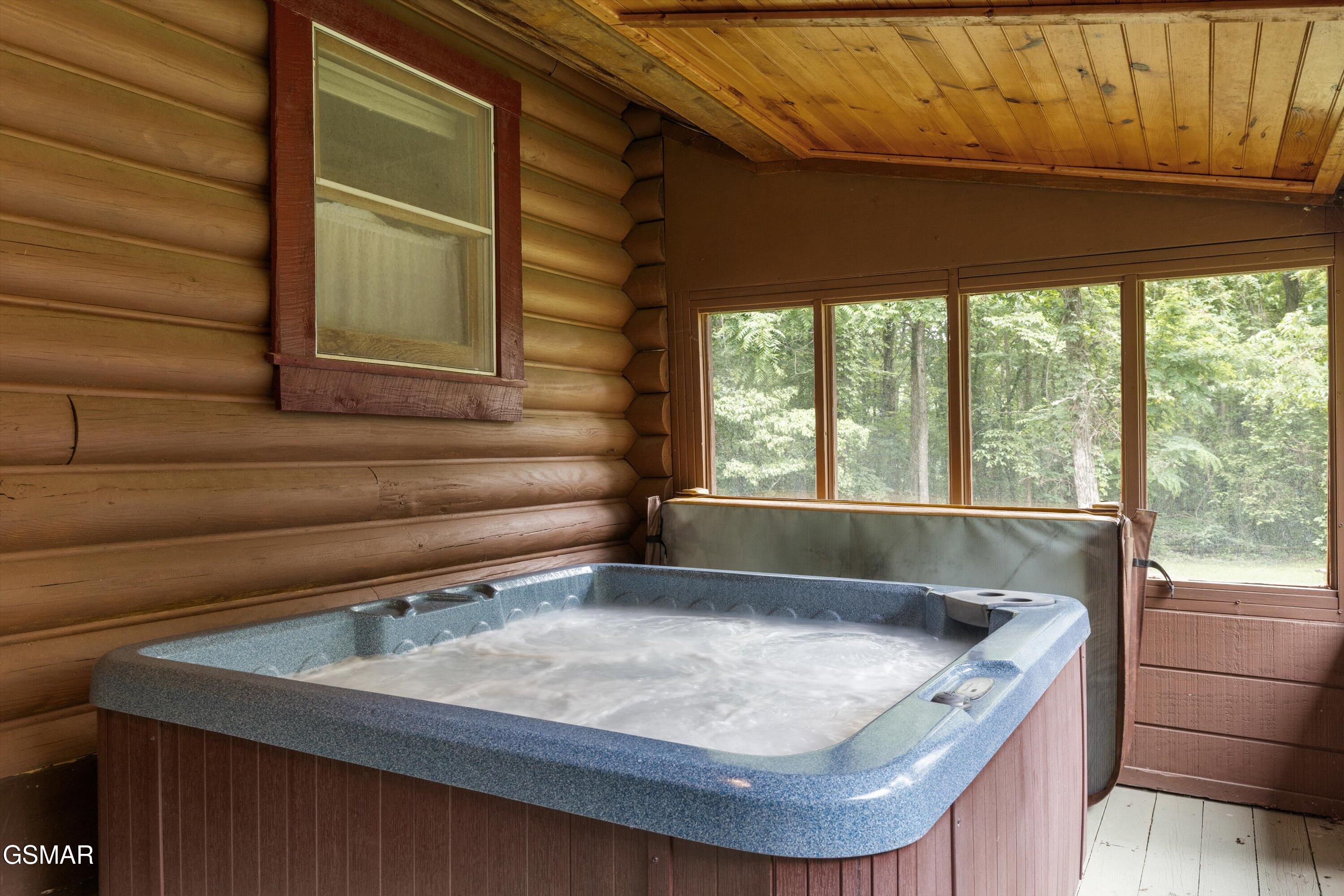3114 Hatcher Top Road Sevierville TN 37862