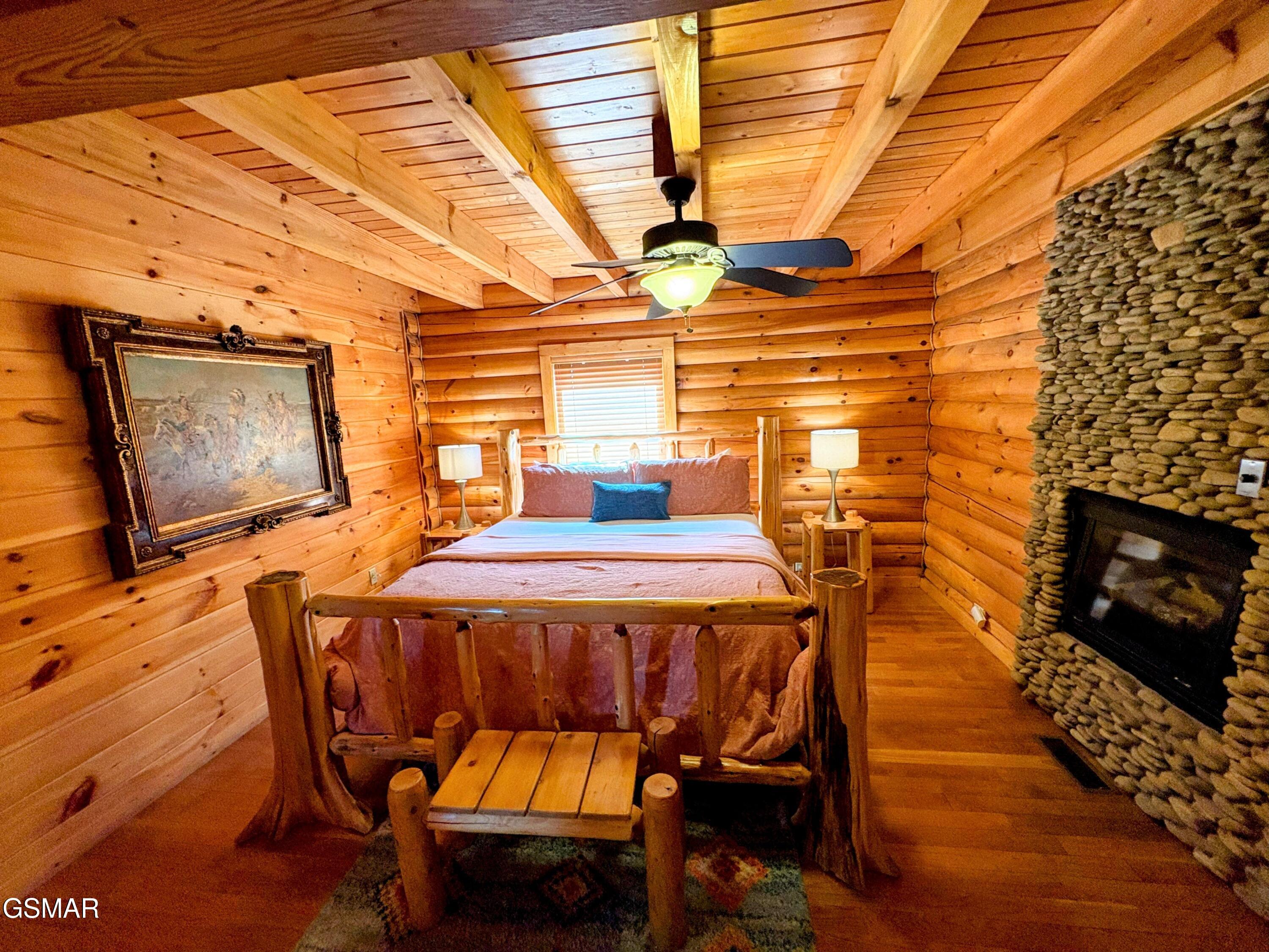 2748/2738 Cats Paw Lane Sevierville TN 37862