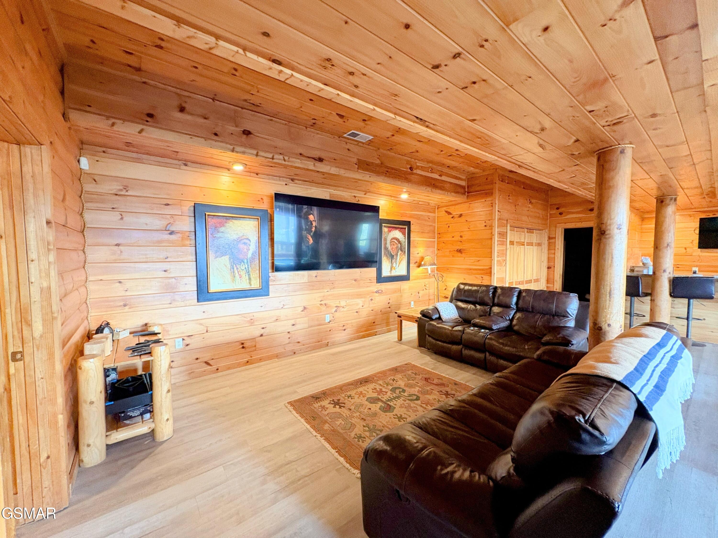 2748/2738 Cats Paw Lane Sevierville TN 37862