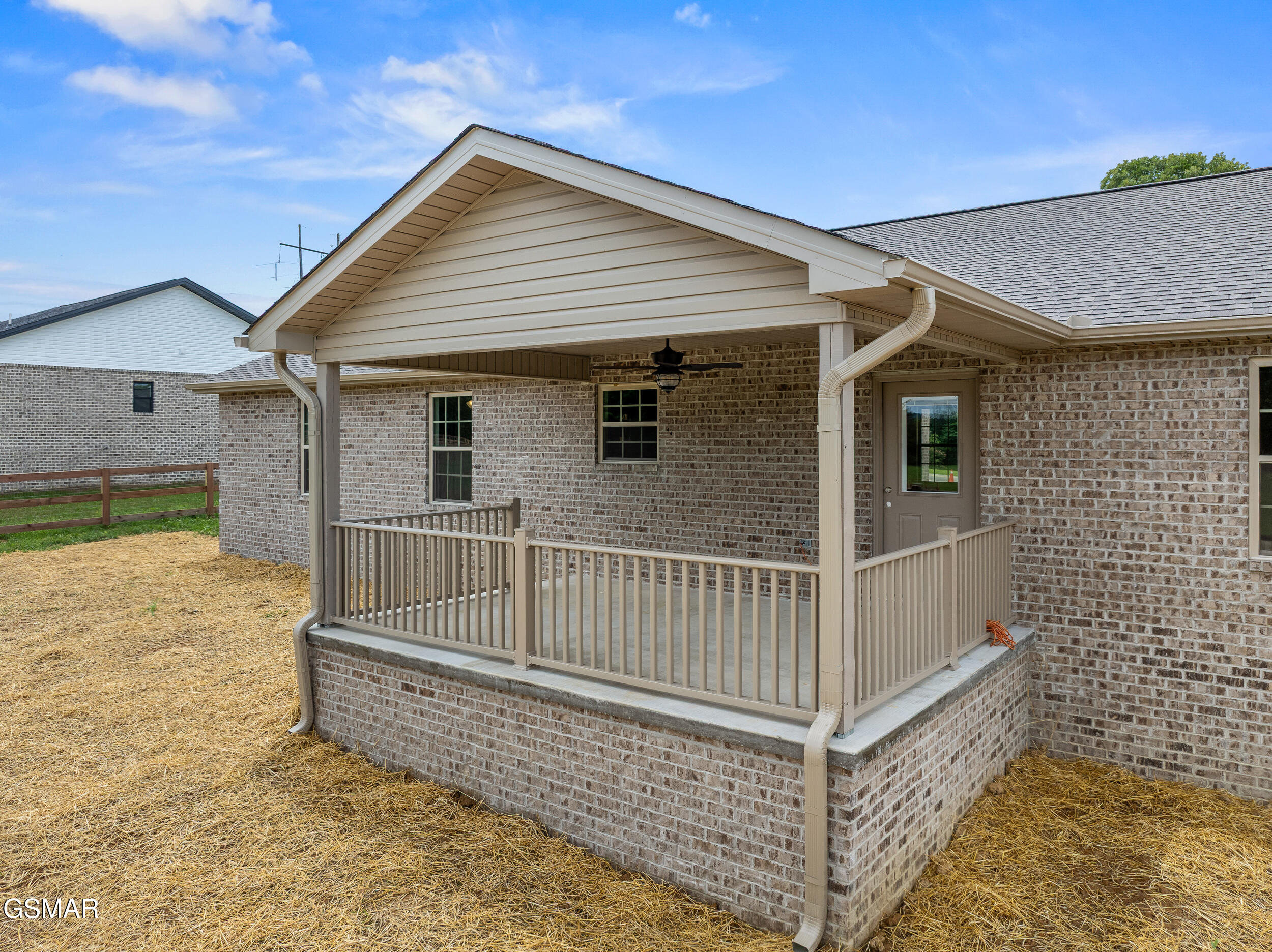 271 Cross Over Road Sevierville TN 37876