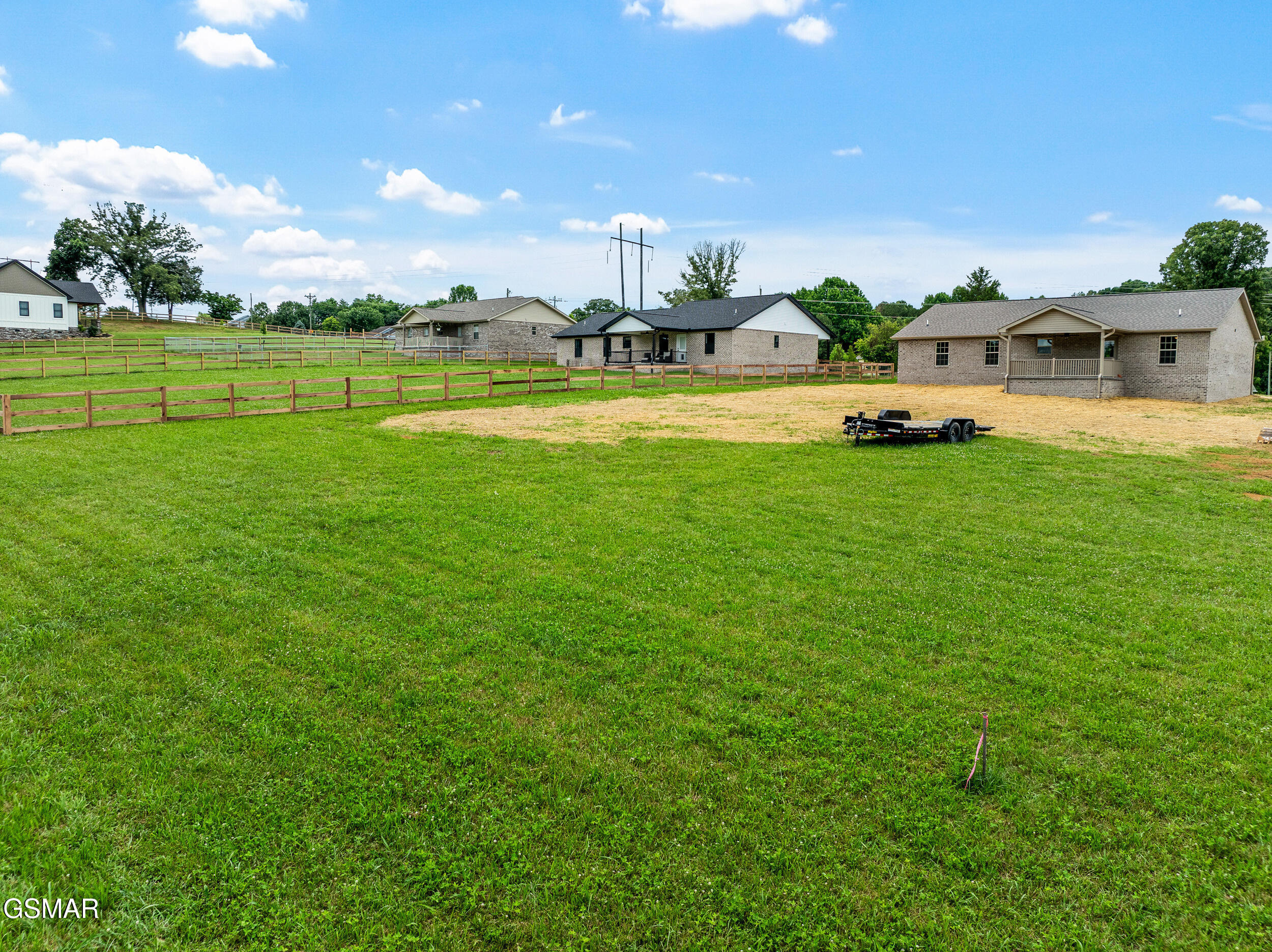 271 Cross Over Road Sevierville TN 37876