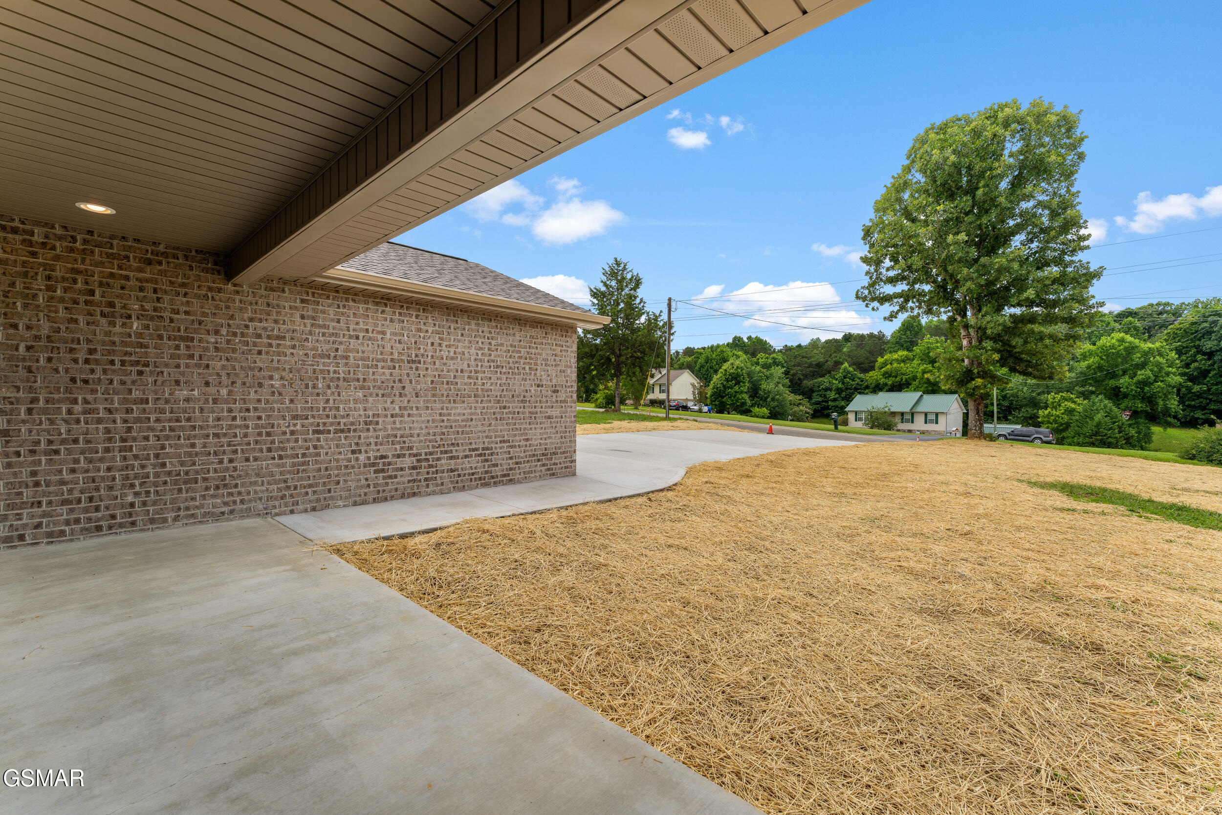 271 Cross Over Road Sevierville TN 37876
