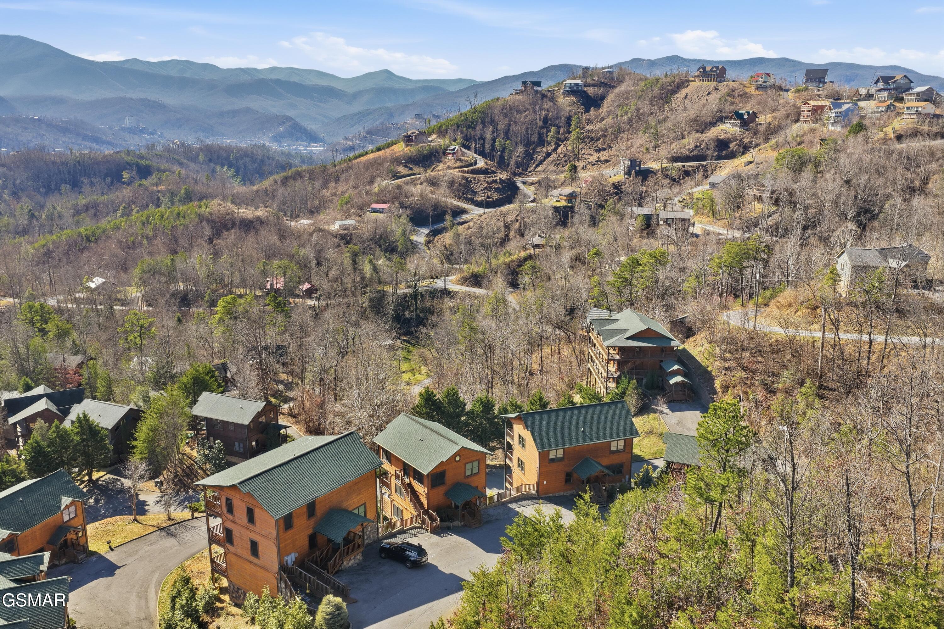 768 Mountain Stream Way Gatlinburg TN 37738
