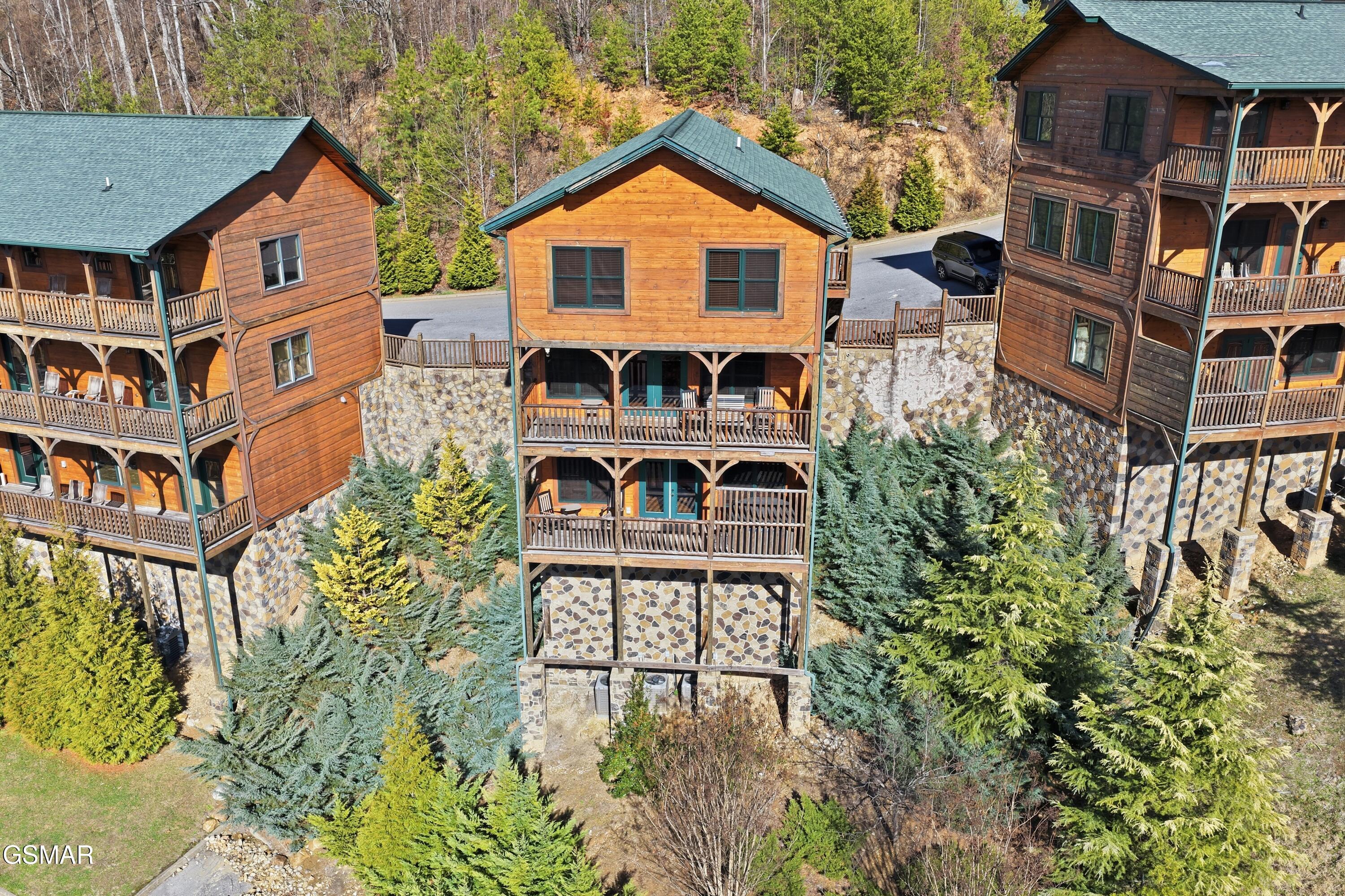 768 Mountain Stream Way Gatlinburg TN 37738