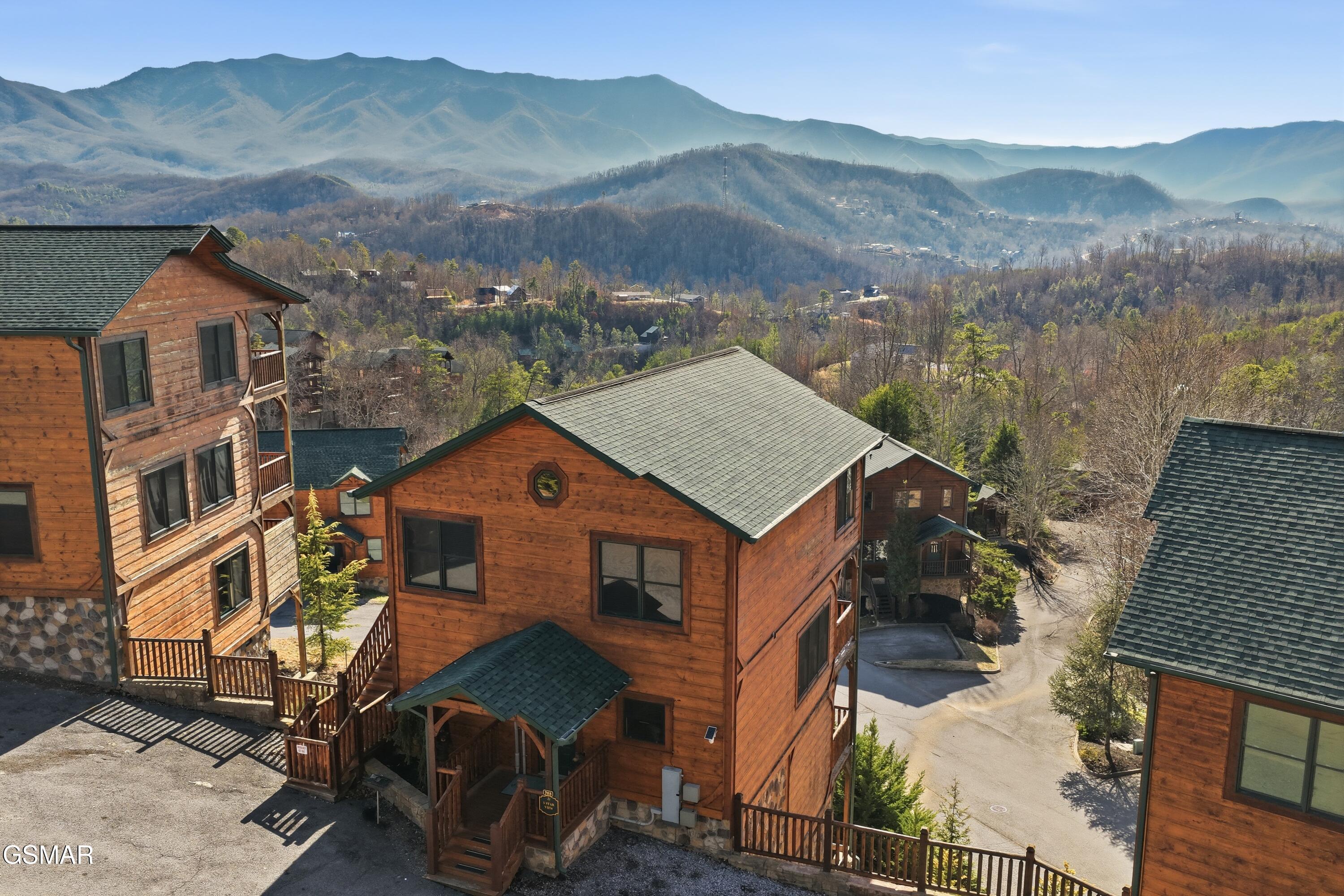 768 Mountain Stream Way Gatlinburg TN 37738