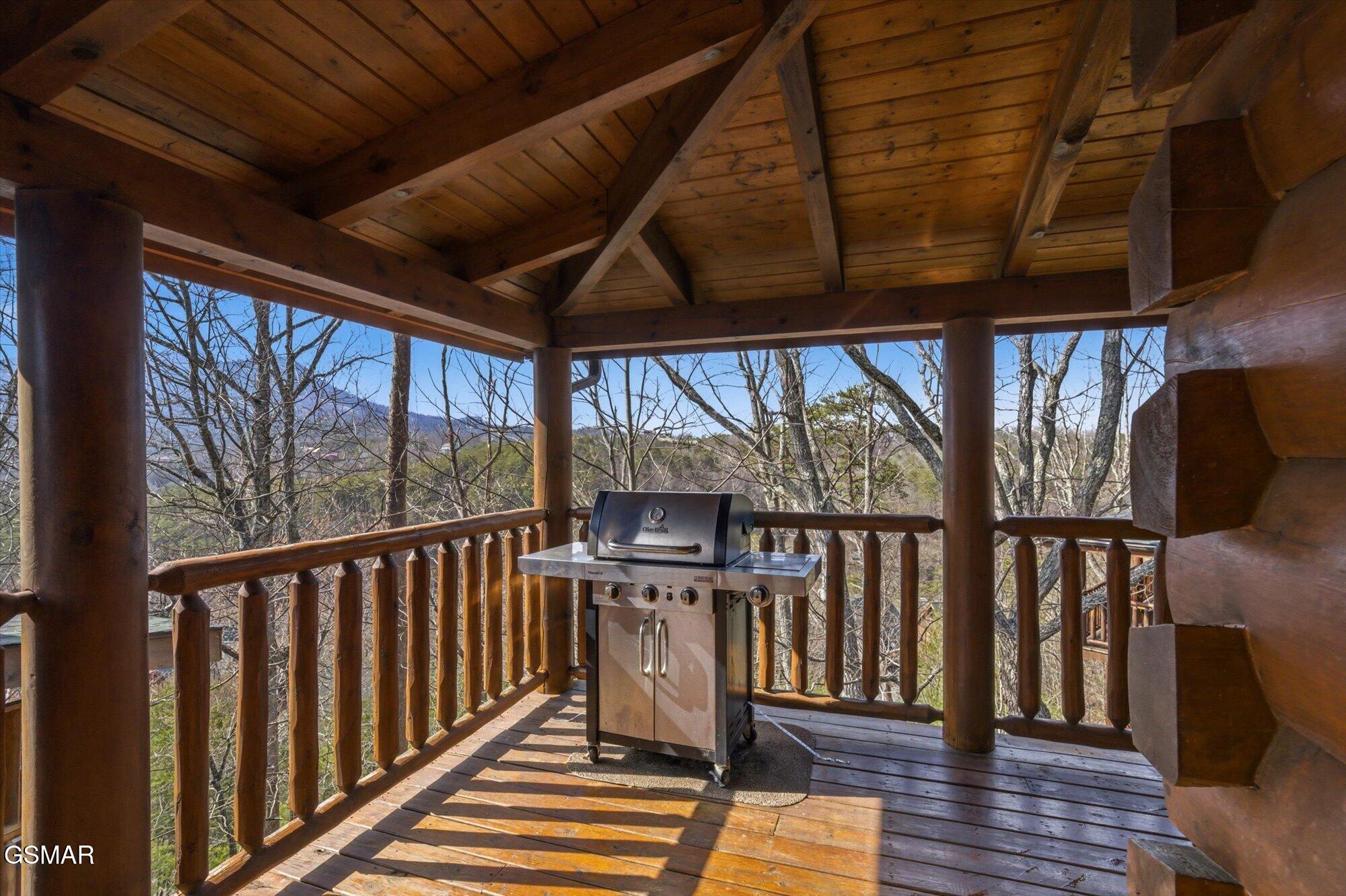 1959 Cougar Crossing Way Sevierville TN 37876