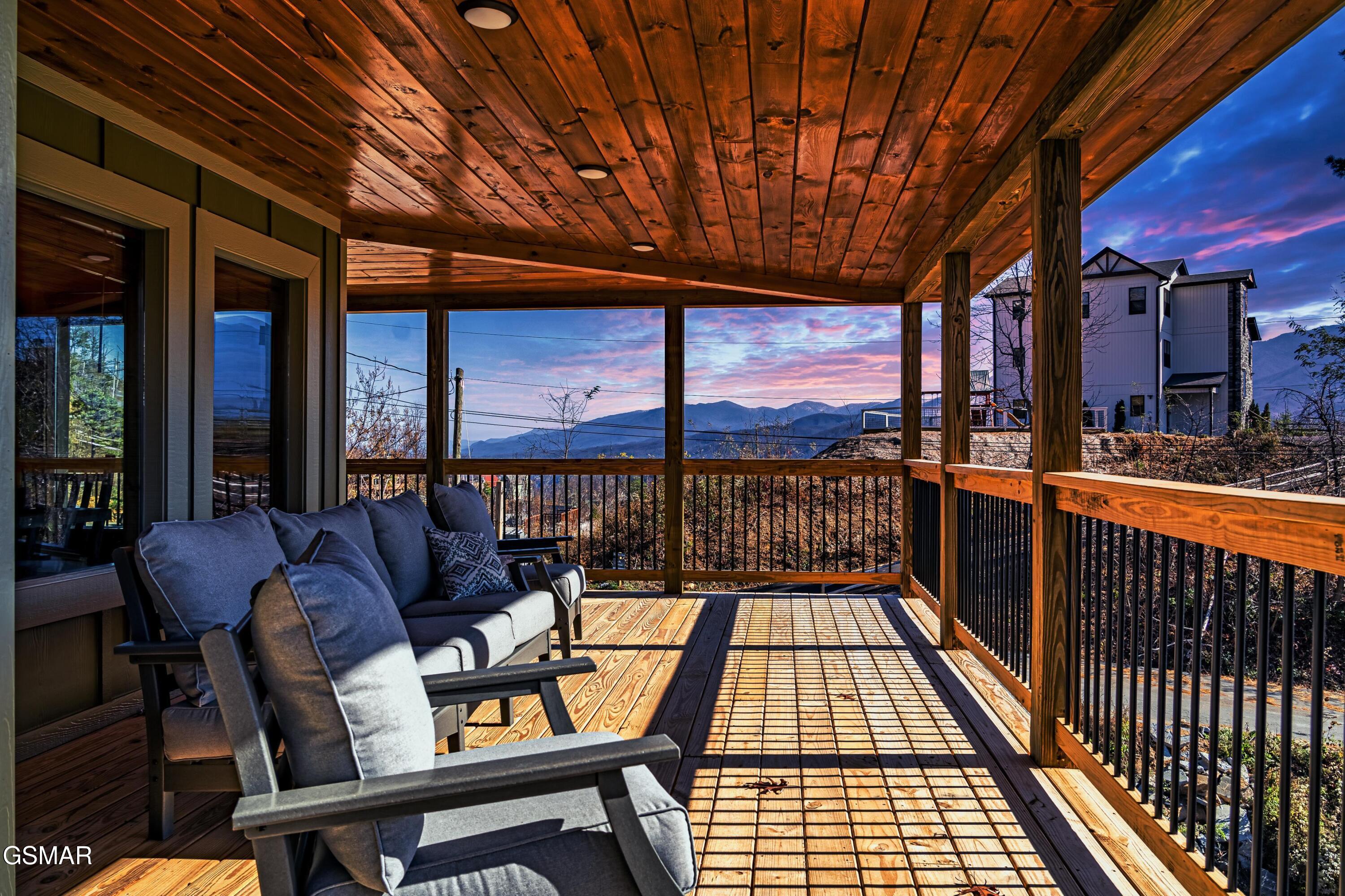 918 Elm Road Gatlinburg TN 37738