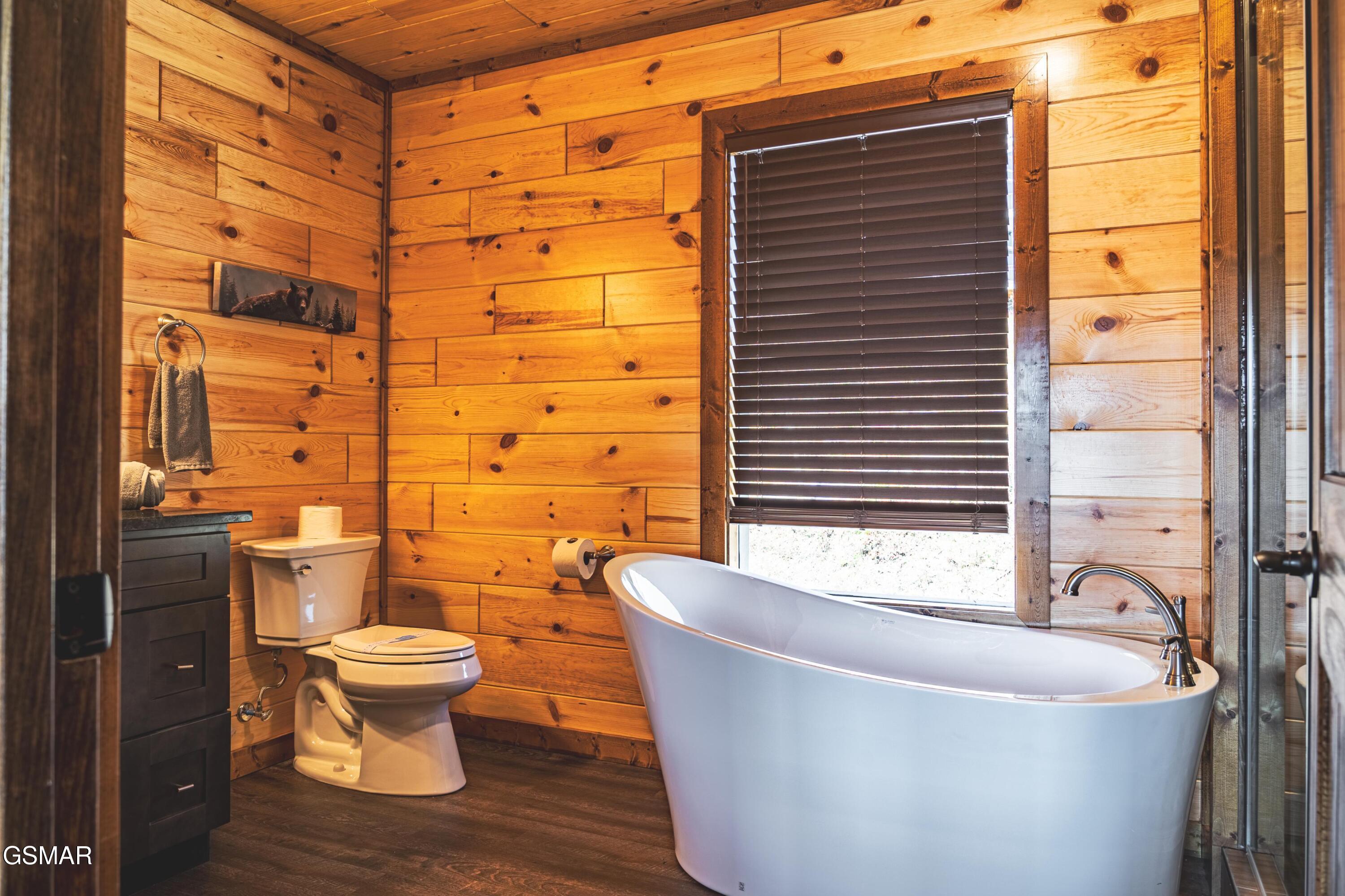 918 Elm Road Gatlinburg TN 37738