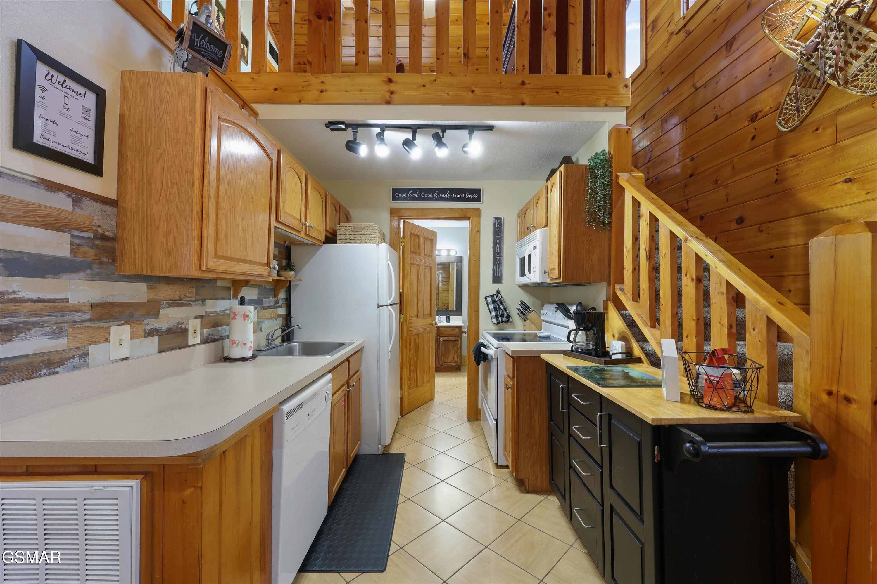 427 Big Bear Way Pigeon Forge TN 37863