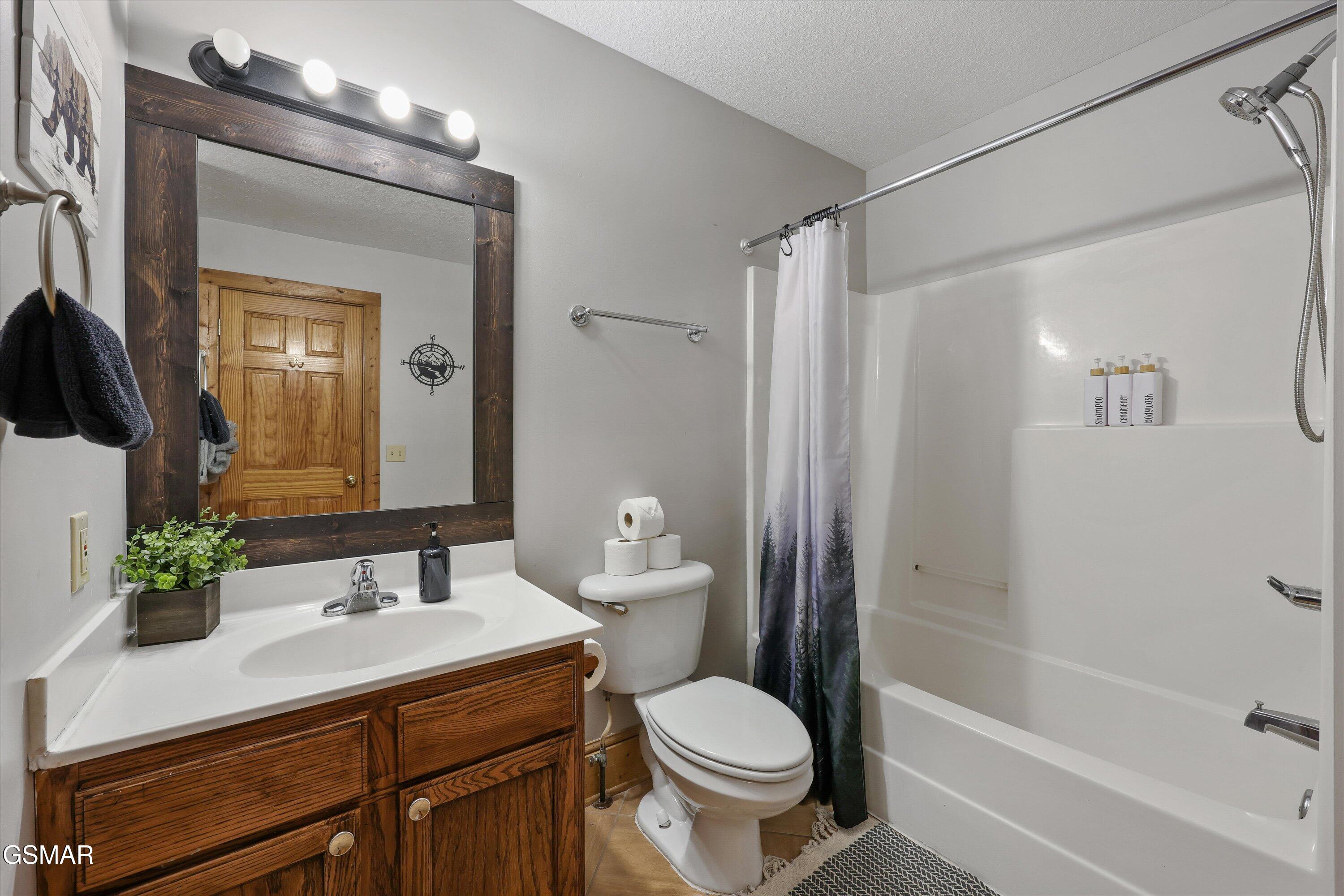 427 Big Bear Way Pigeon Forge TN 37863