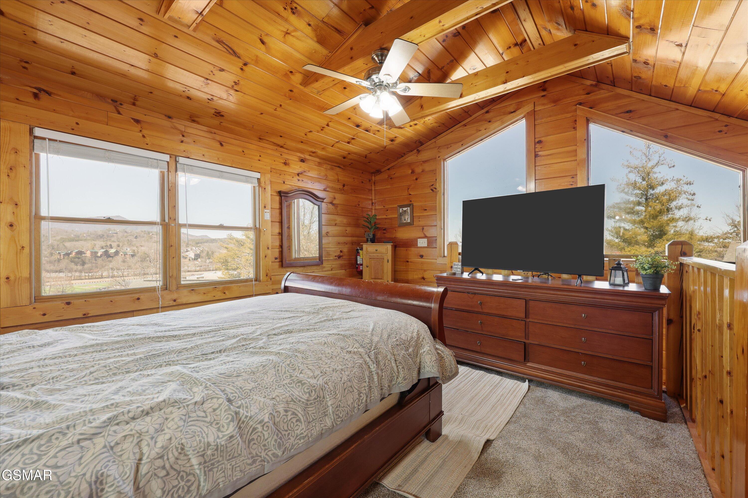 427 Big Bear Way Pigeon Forge TN 37863