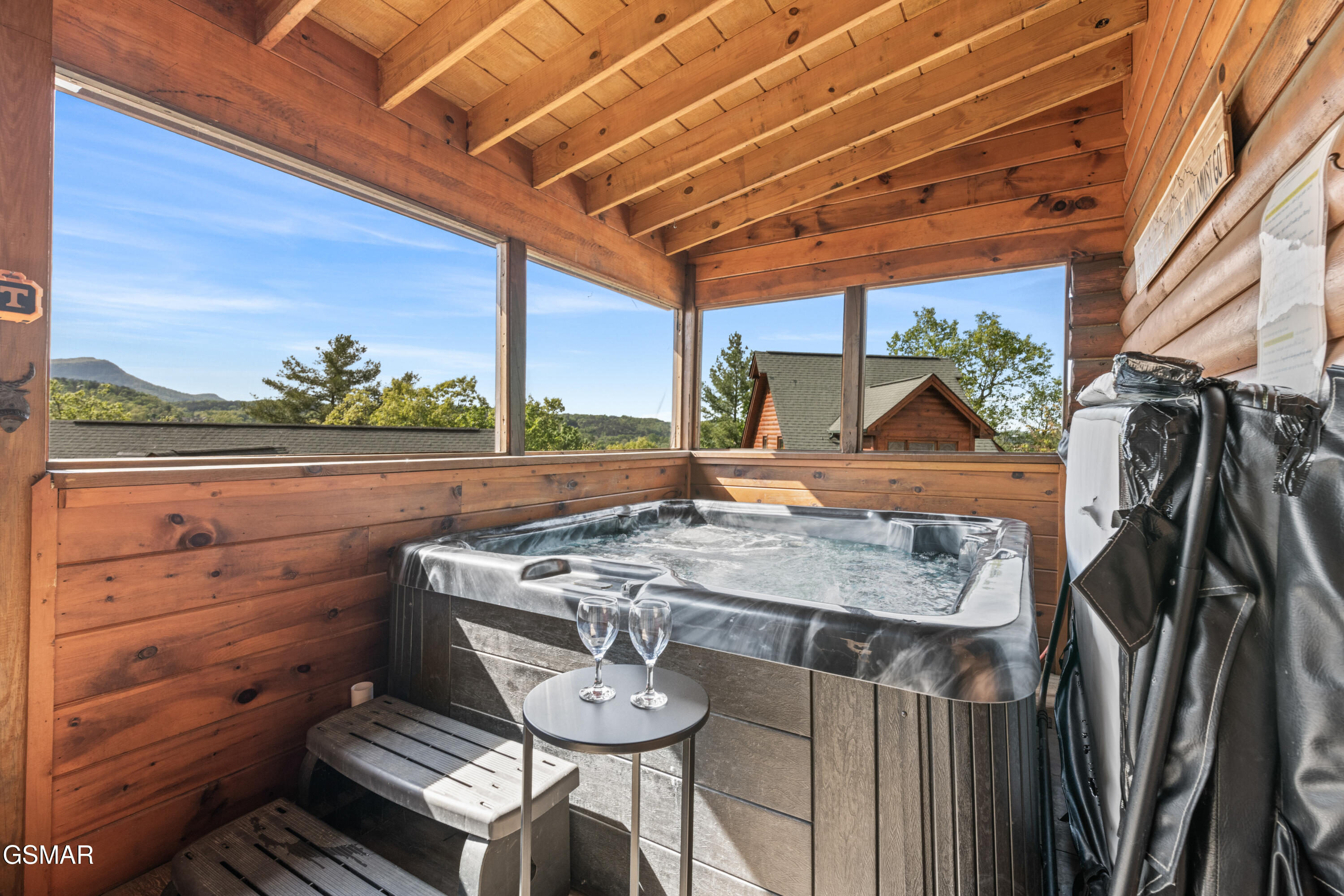 427 Big Bear Way Pigeon Forge TN 37863