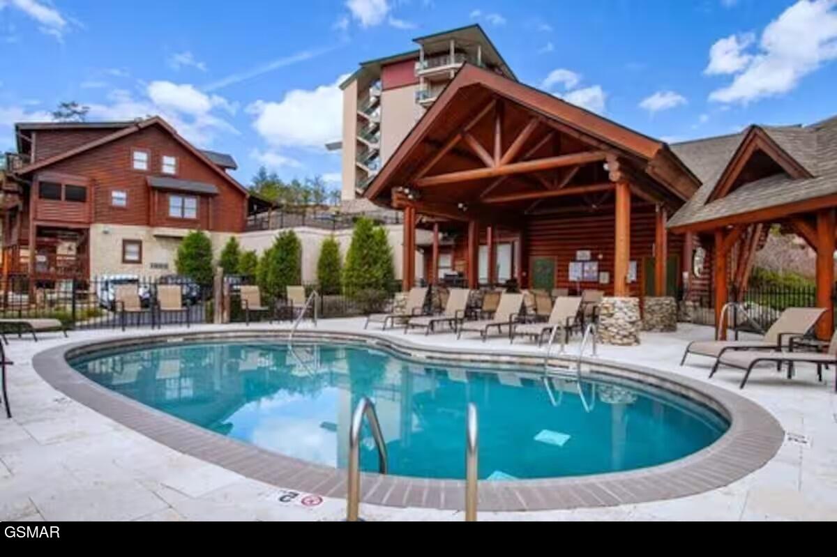 427 Big Bear Way Pigeon Forge TN 37863